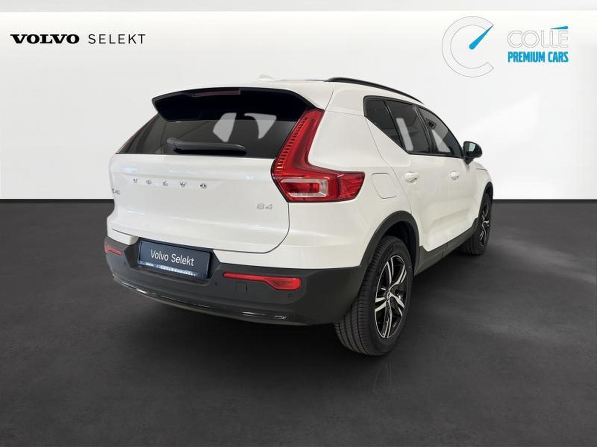Volvo XC40 Plus Dark (2025) - Foto 6