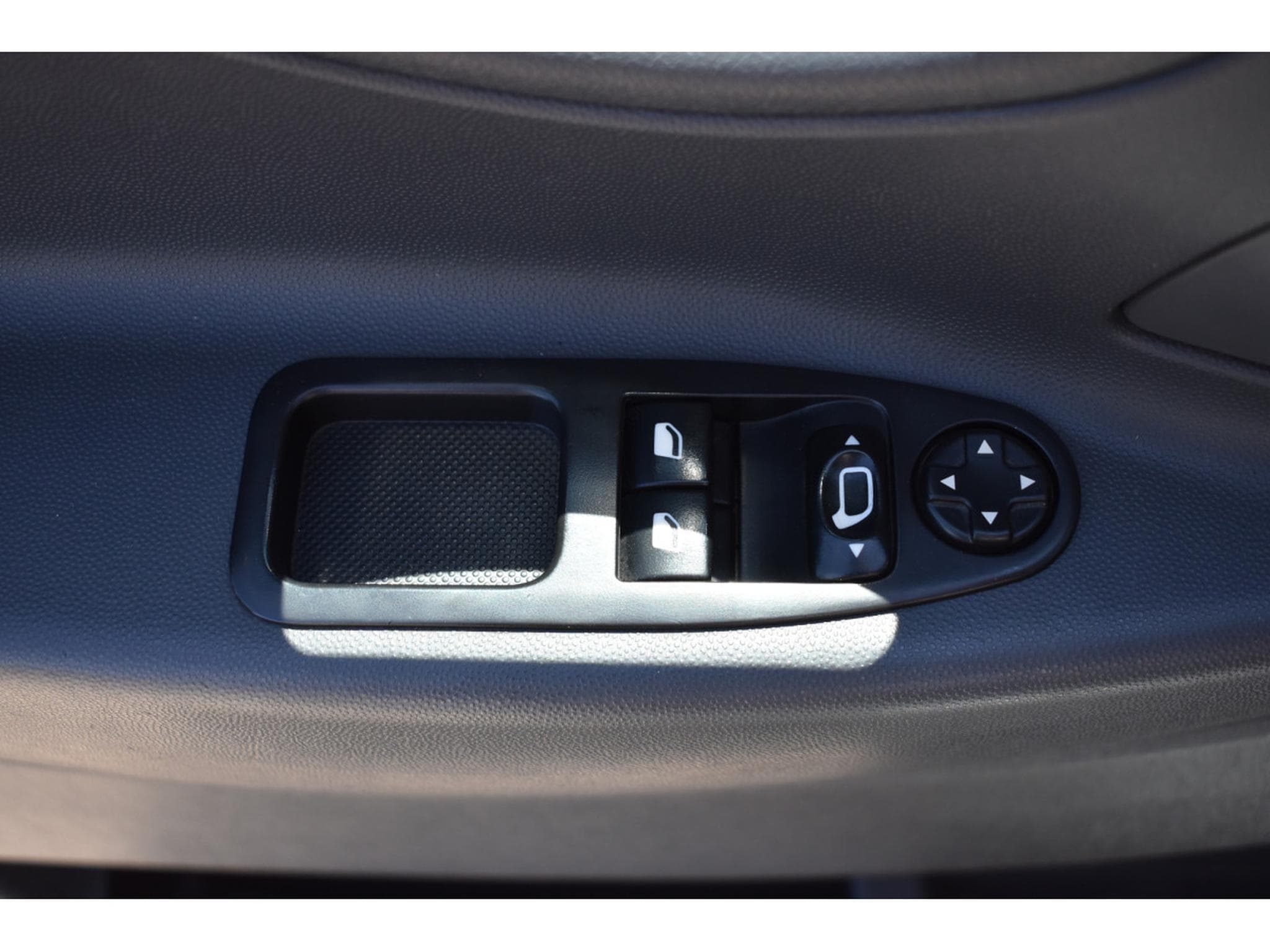Citroën Jumpy 1,6 HDI 3 places Airco (2015) - Photo 16
