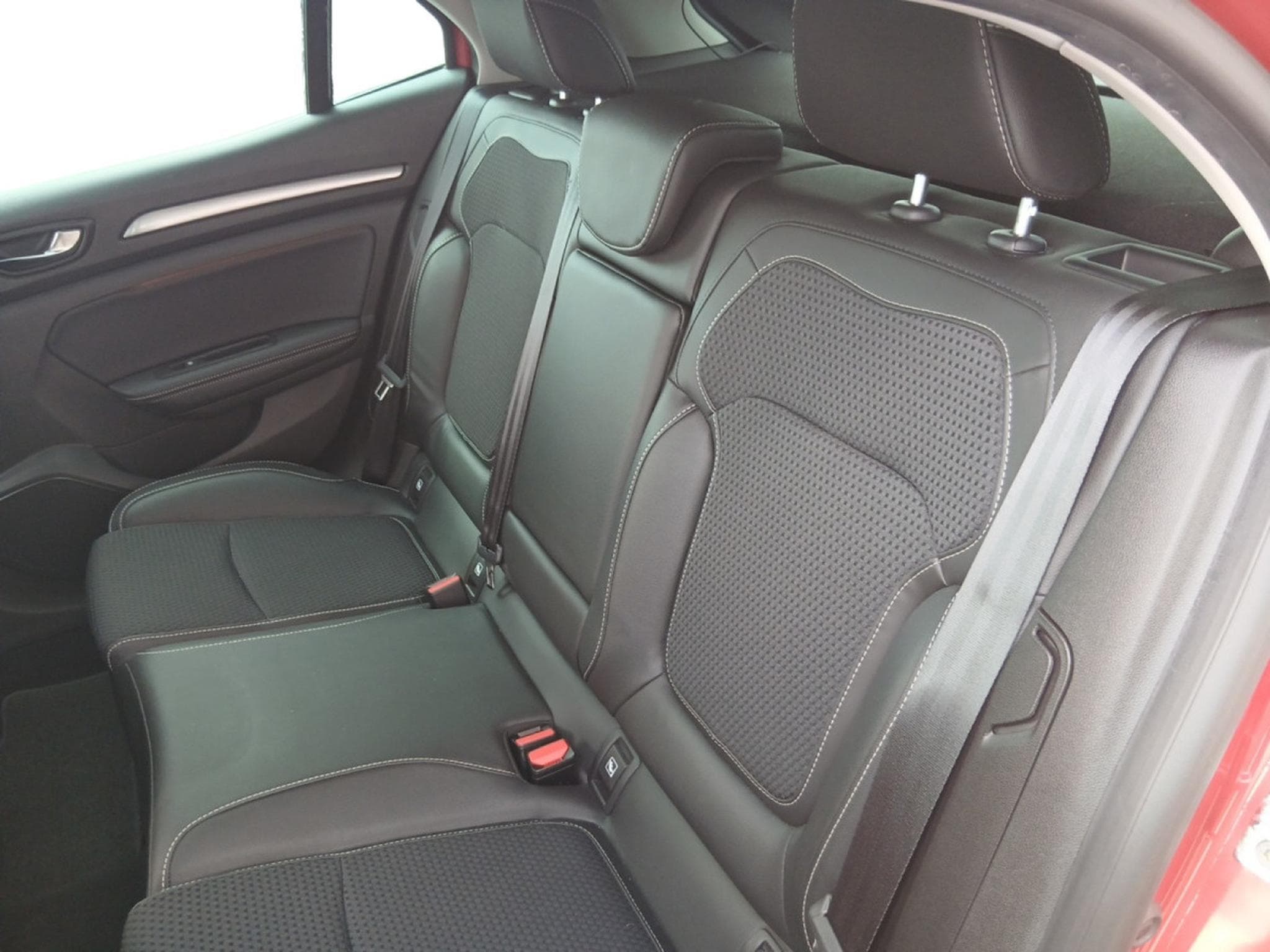 Renault Megane 1.33 TCe Bose Edition GPF (2019) - Foto 7
