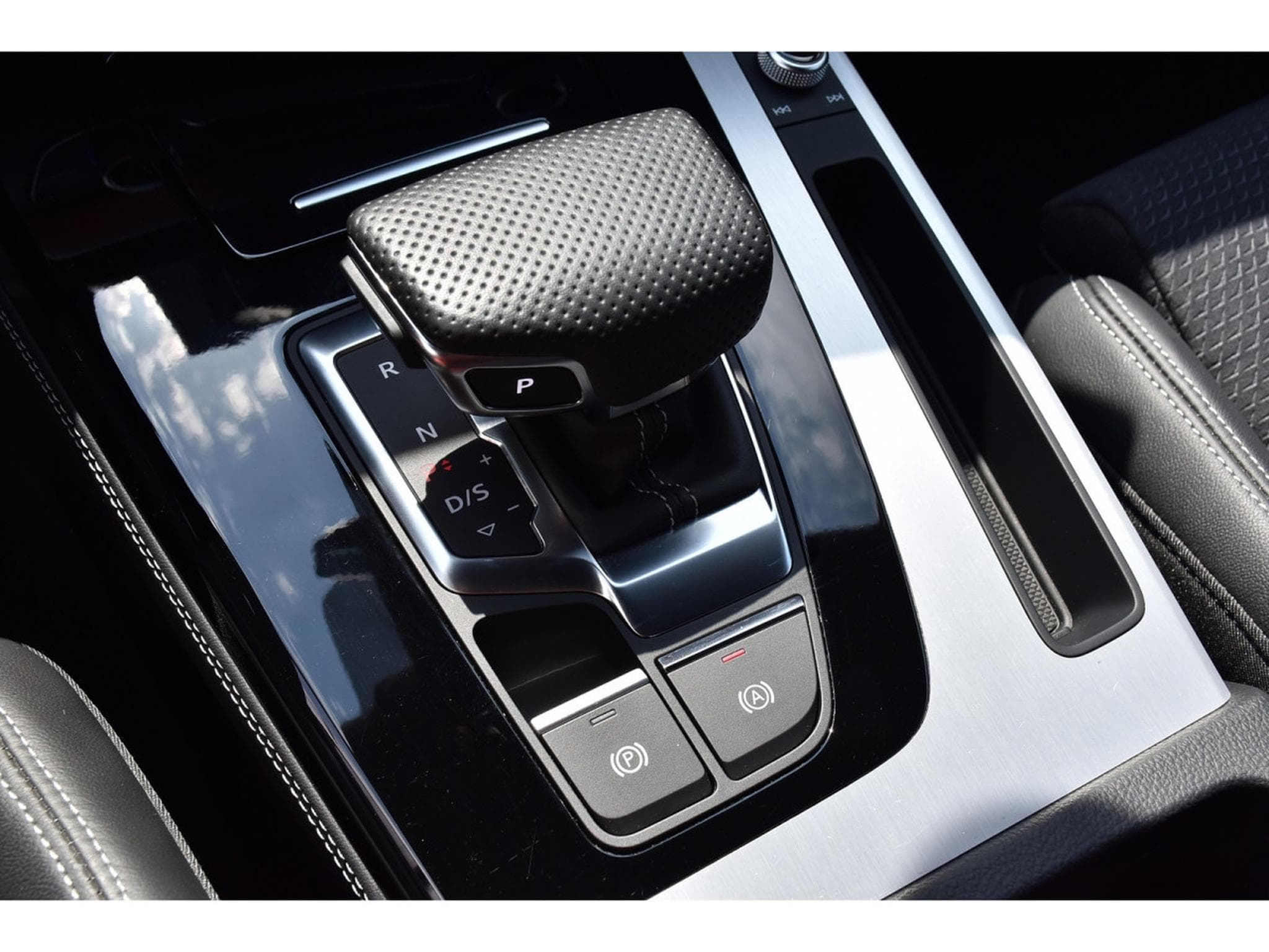 Audi Q5 Sportback 40 TDI Quattro S-Line S-Tronic ACC SIDE MATRIX (2023) - Foto 18