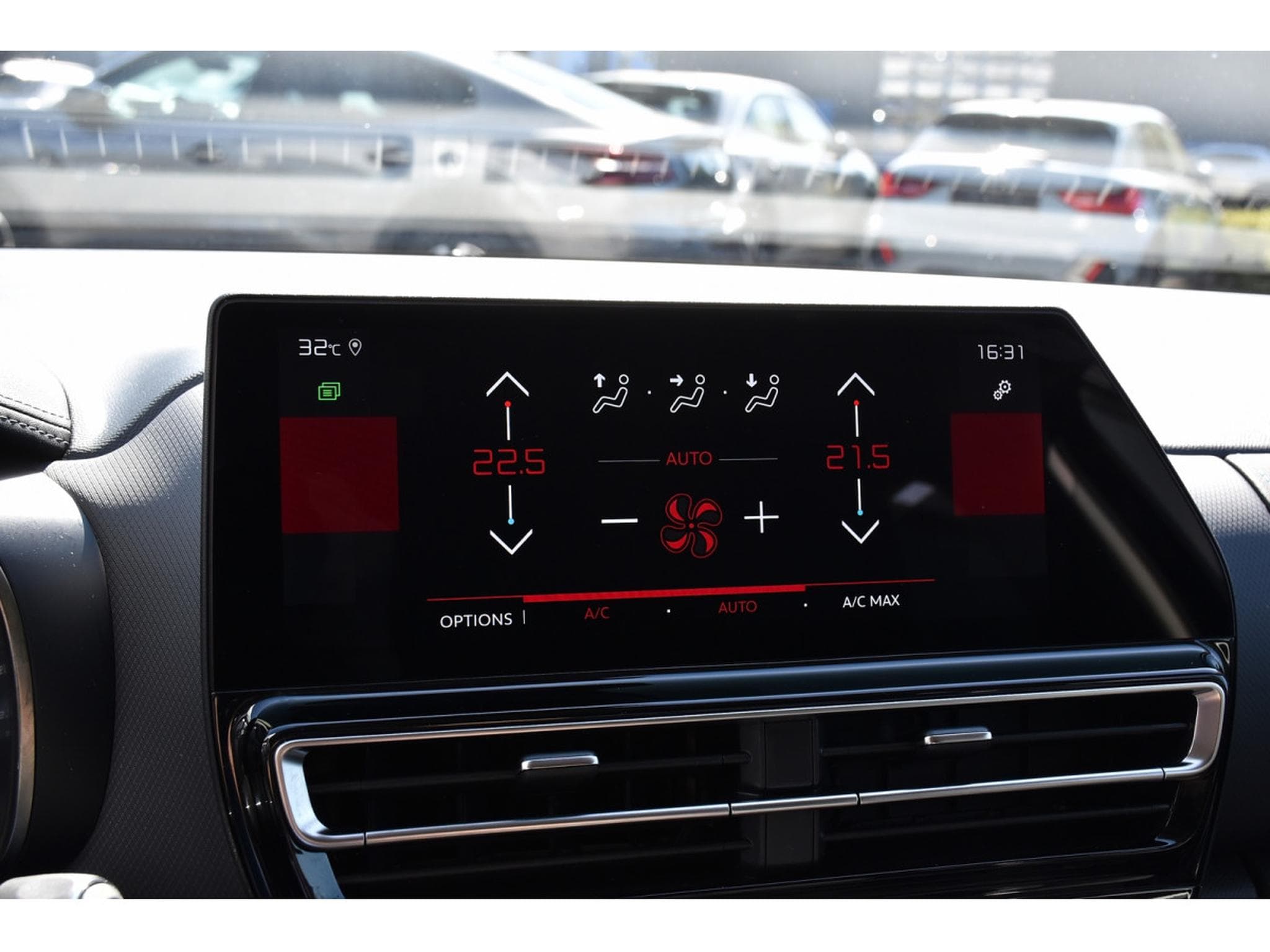 Citroën C5 Aircross 1.2 Hybrid 145 e-DCS6 Max ACC LANE SIDE CAM 1° MAIN (2025) - Foto 16