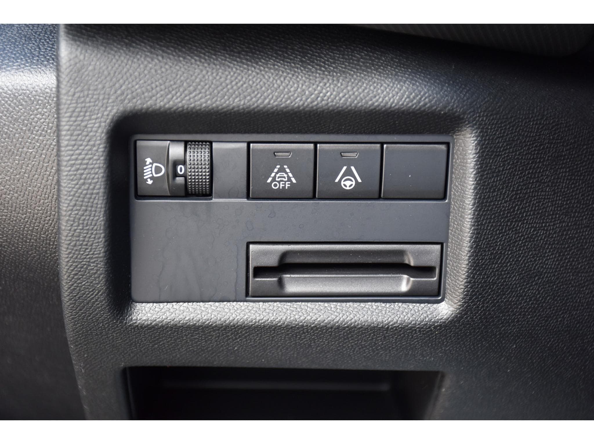 Citroën C5 Aircross 1.2 Hybrid 145 e-DCS6 Max ACC LANE SIDE CAM 1° MAIN (2025) - Foto 21