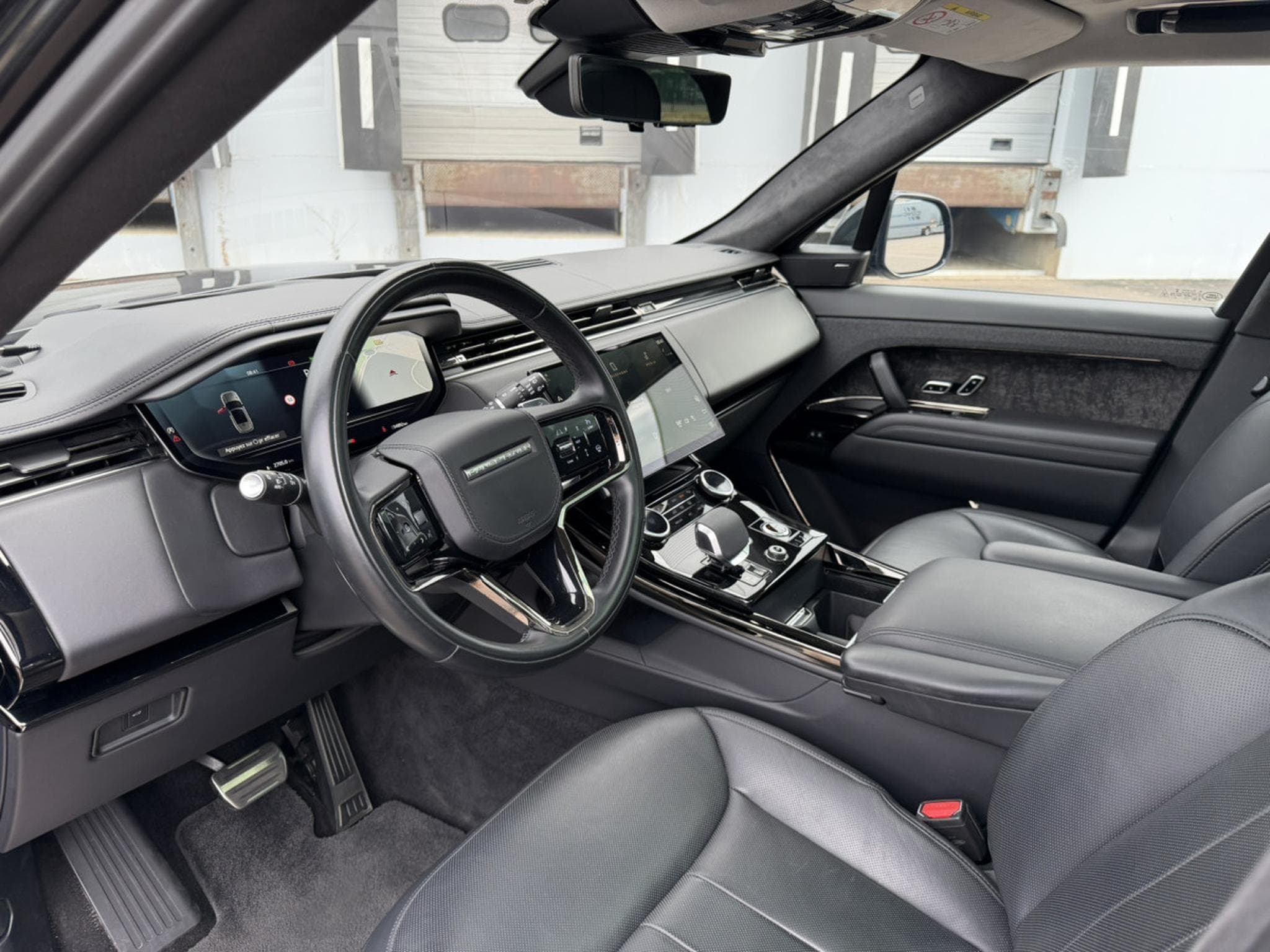 Land-Rover Range Rover Sport P530 First Edition - 4.4 V8 - Black Pack - Panoramic Roof (2023) - Photo 11