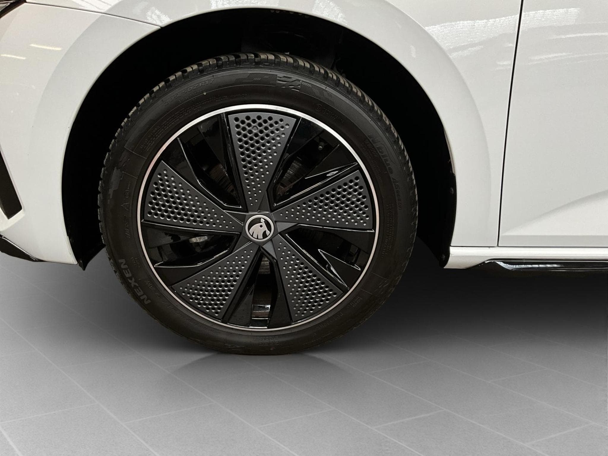 Skoda Scala Monte-Carlo+BVM+LED+Navi (2025) - Foto 8