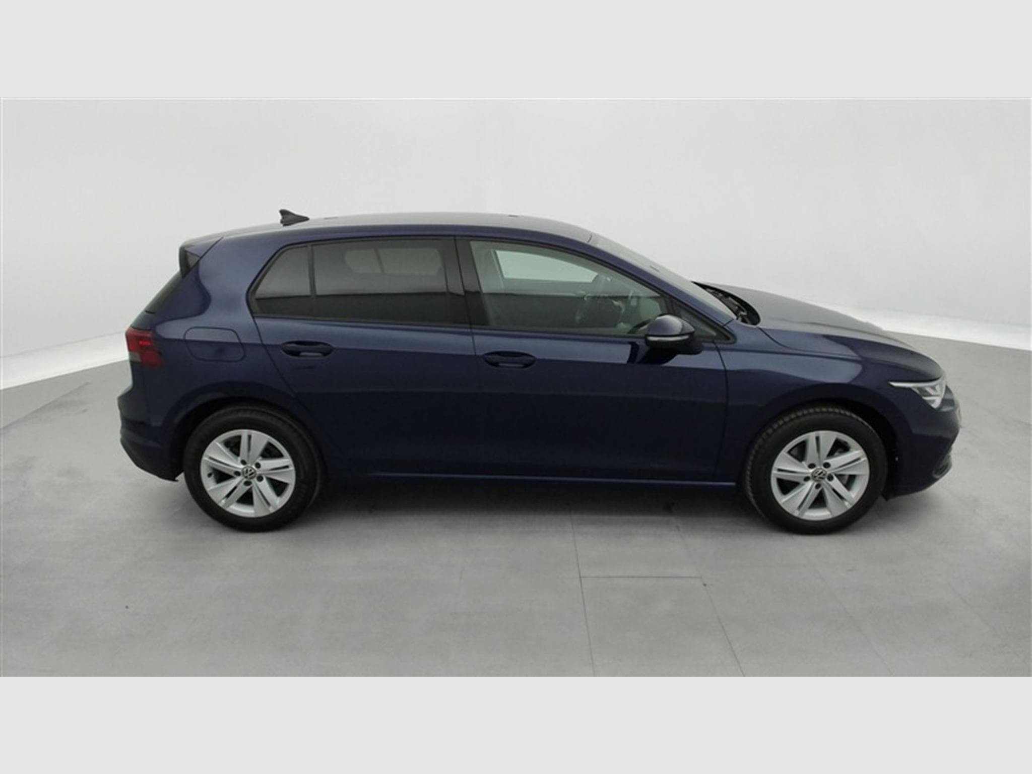 VW Golf 1.0 eTSI Life OPF DSG (2023) - Foto 23