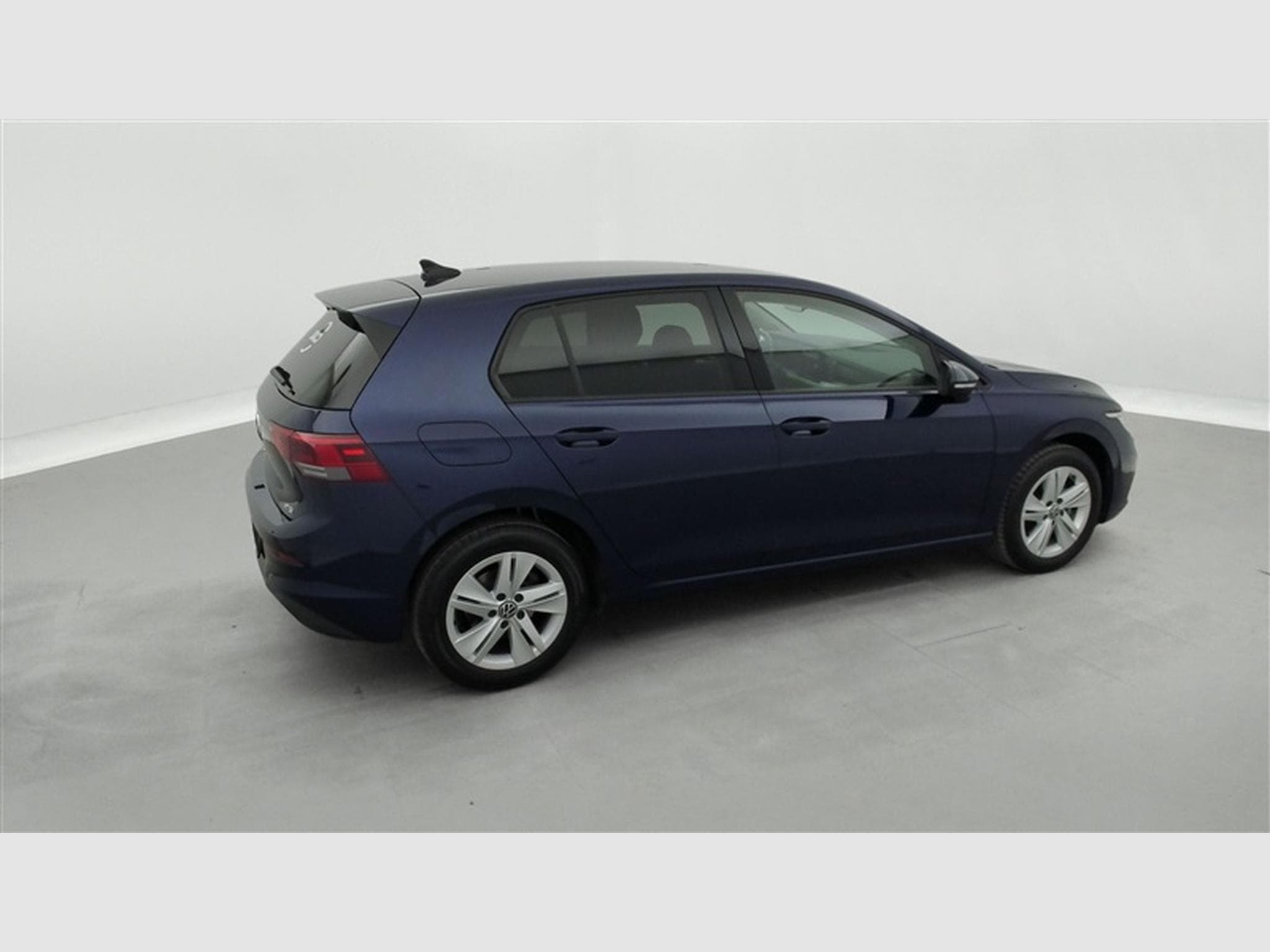 VW Golf 1.0 eTSI Life OPF DSG (2023) - Foto 24