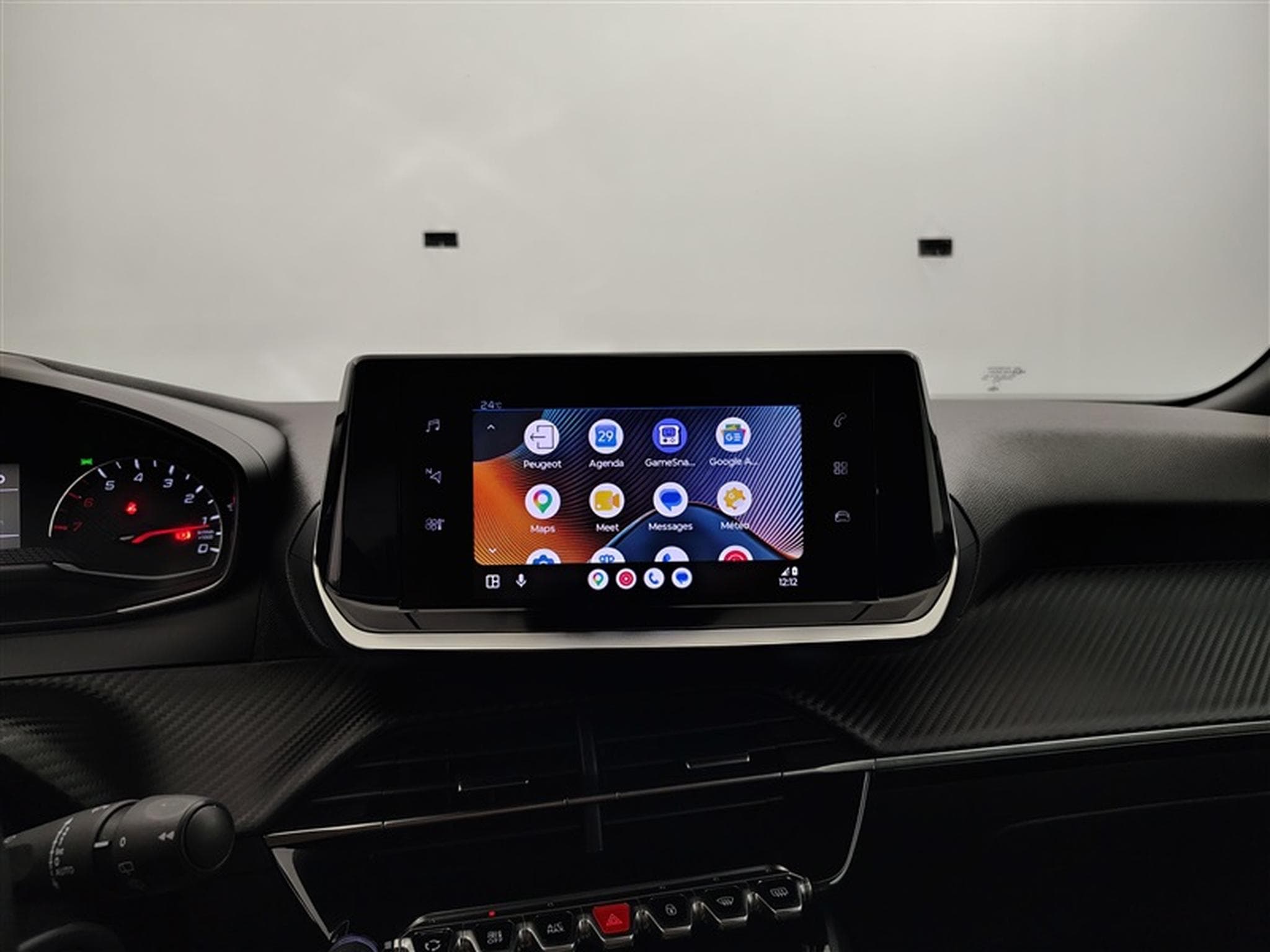 Peugeot 2008 1.2 PureTech 130Cv EAT8 Allure S-CUIR / NAVI / FULL LED (2023) - Foto 19