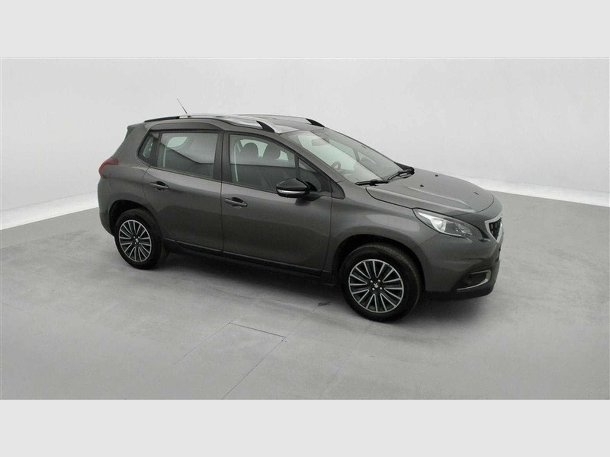 Peugeot 2008 1.2 PureTech 82Cv Active CLIM / BLUETOOTH / PDC (2019) - Foto 22