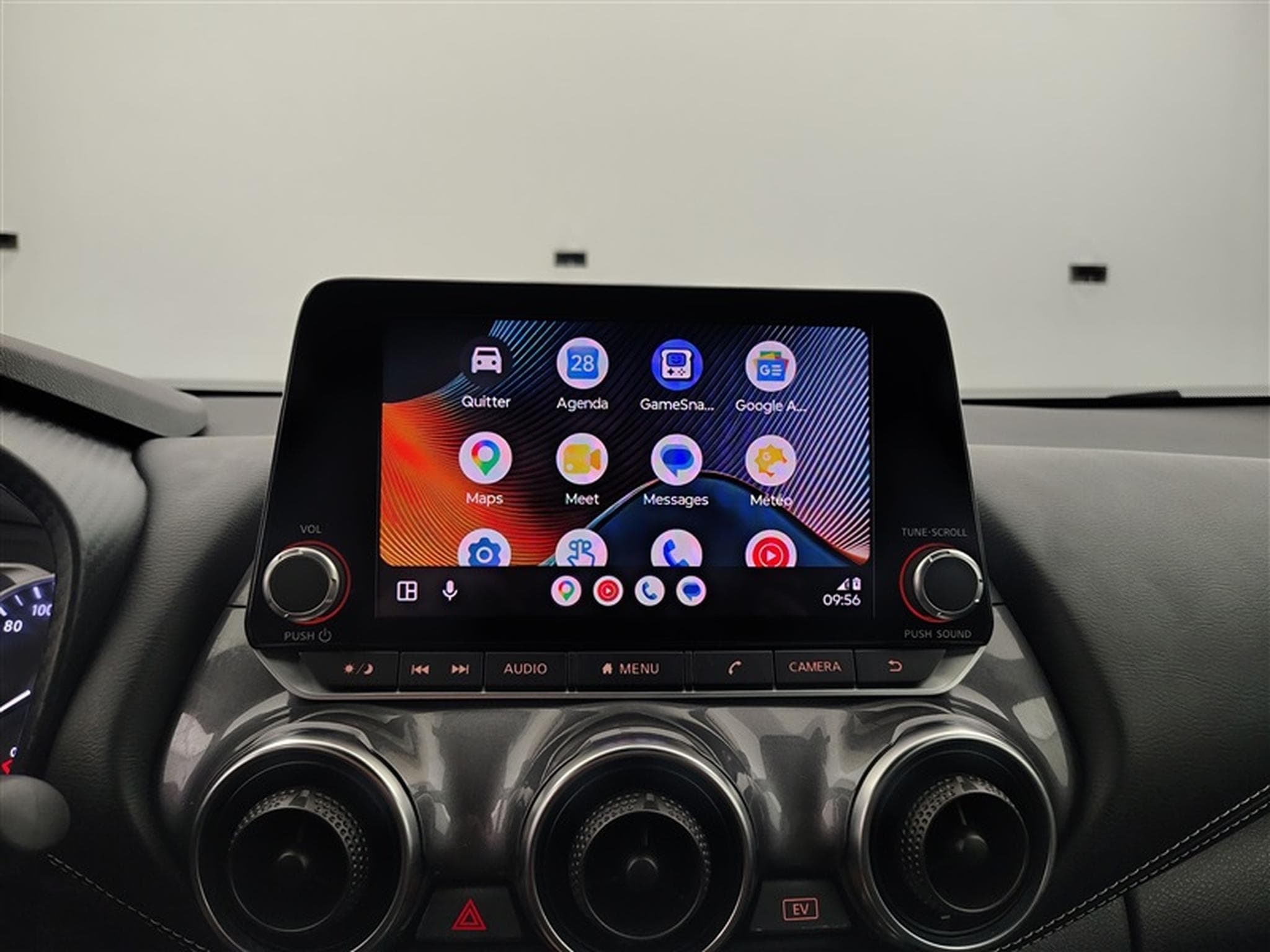 Nissan Juke 1.6 HEV N-Connecta AMT (2023) - Foto 20