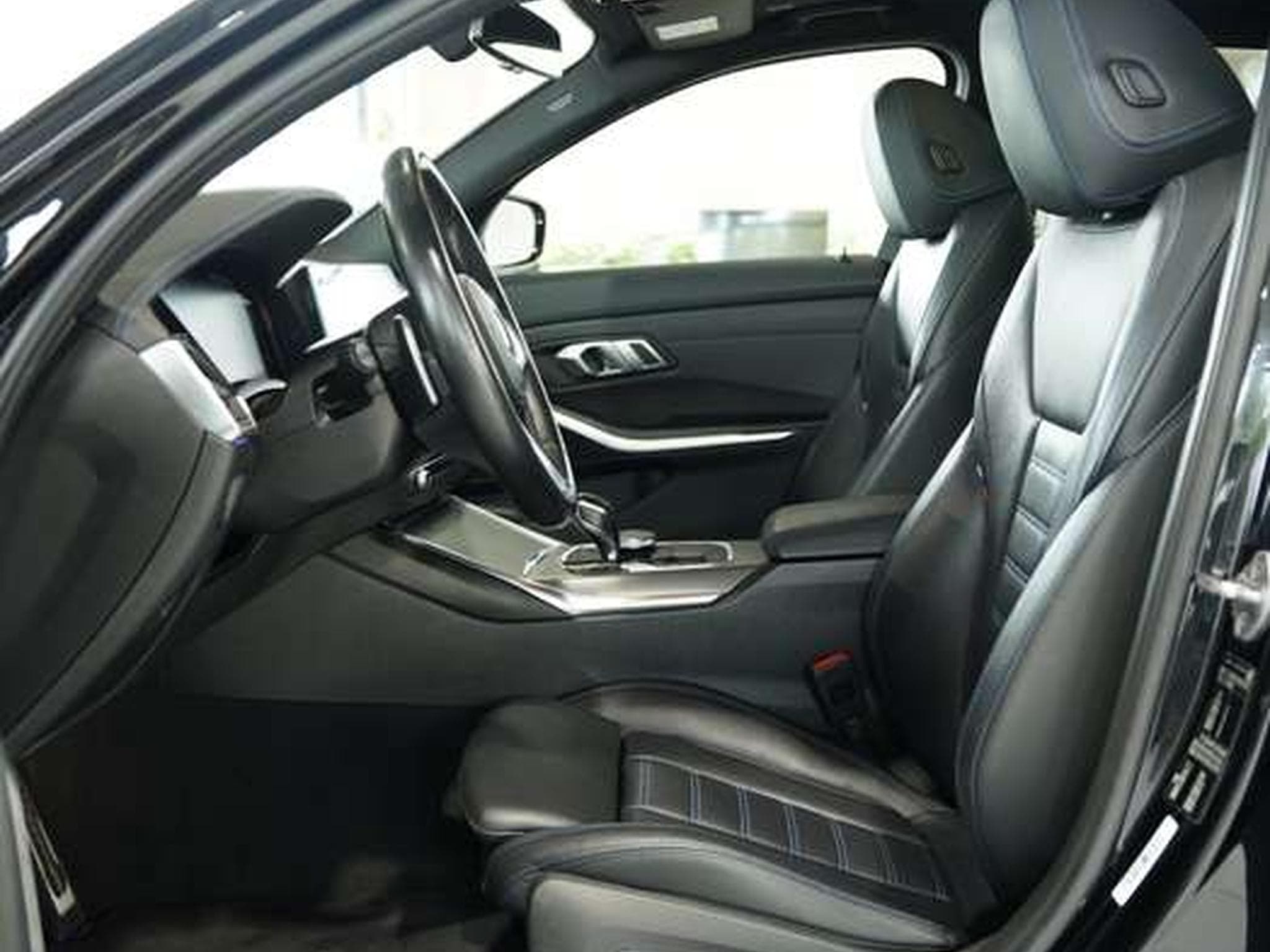 BMW 320 d Touring M Sportpaket *ACC*Pano*LiveCockpit (2021) - Foto 18