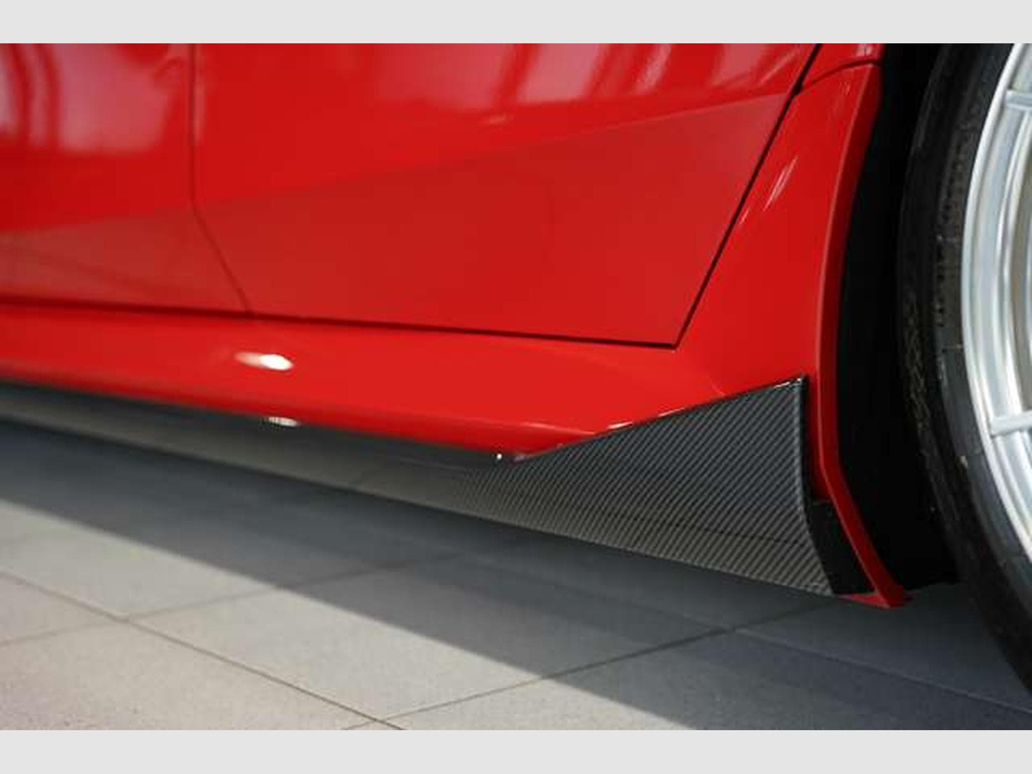 BMW M5 Touring 1.H *Carbon*Keramik*Grail*RossoCorsa (2025) - Foto 18