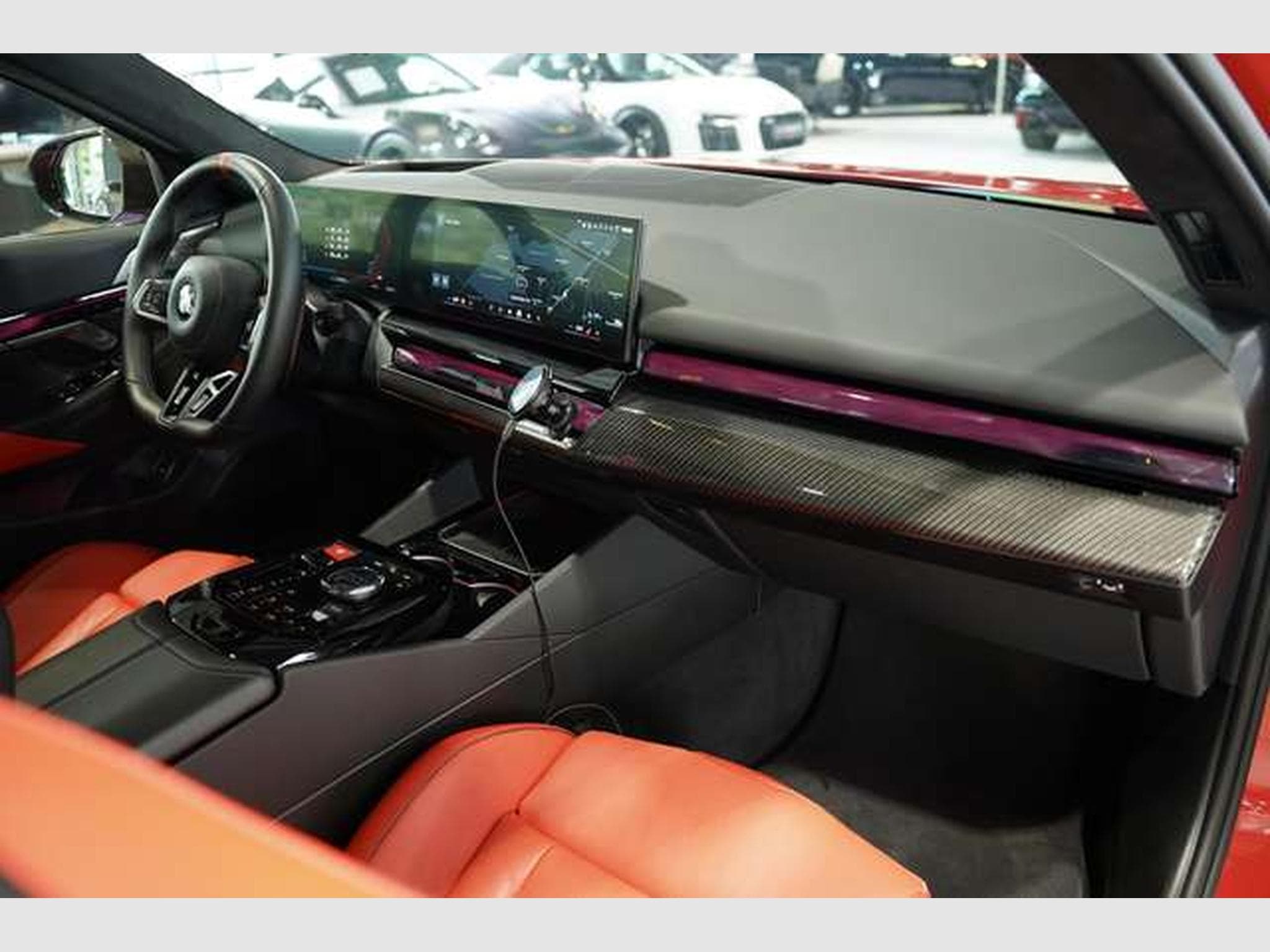 BMW M5 Touring 1.H *Carbon*Keramik*Grail*RossoCorsa (2025) - Foto 22