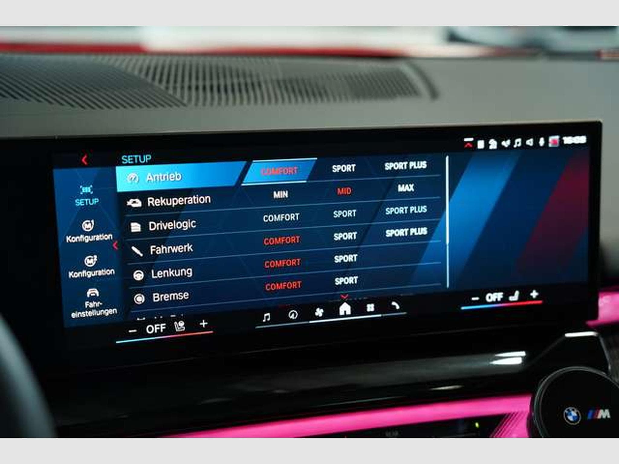 BMW M5 Touring 1.H *Carbon*Keramik*Grail*RossoCorsa (2025) - Foto 39