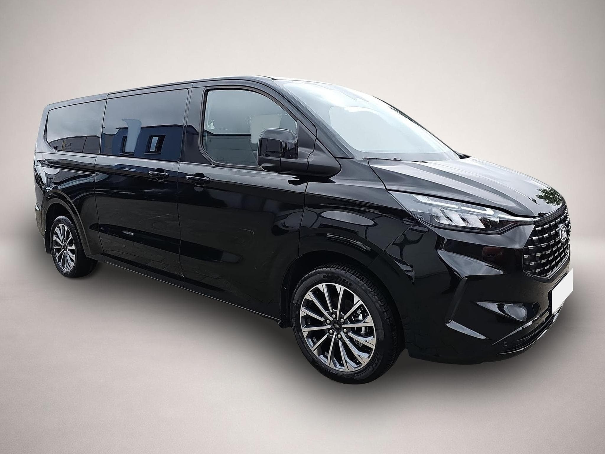 Ford Tourneo (2026) - Foto 1
