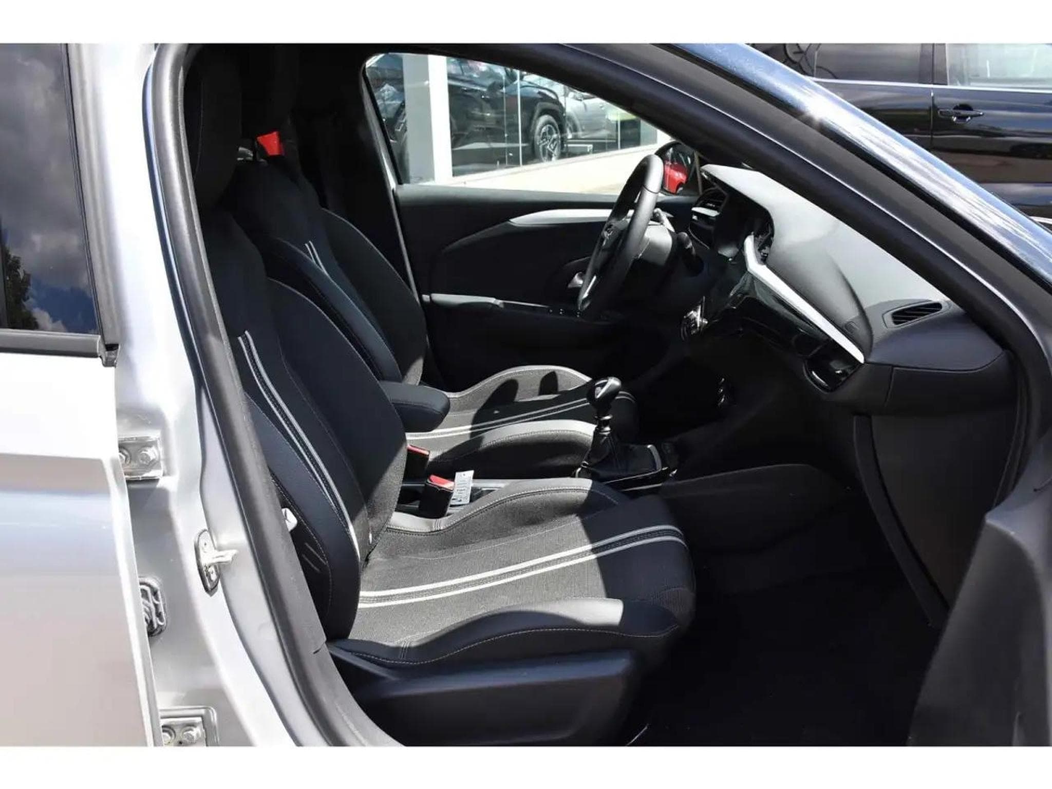 Opel Corsa (2025) - Foto 7