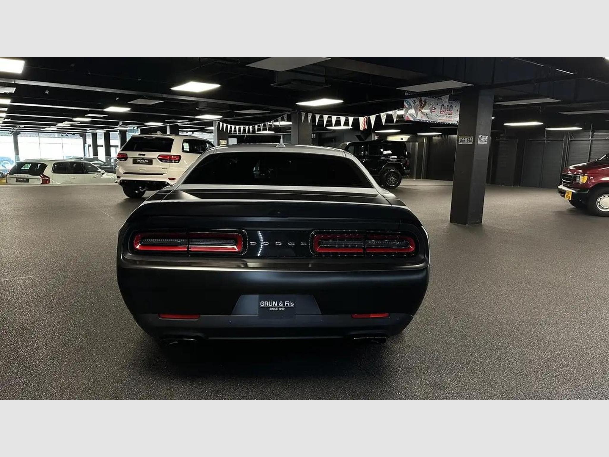 Dodge Challenger (2022) - Photo 10