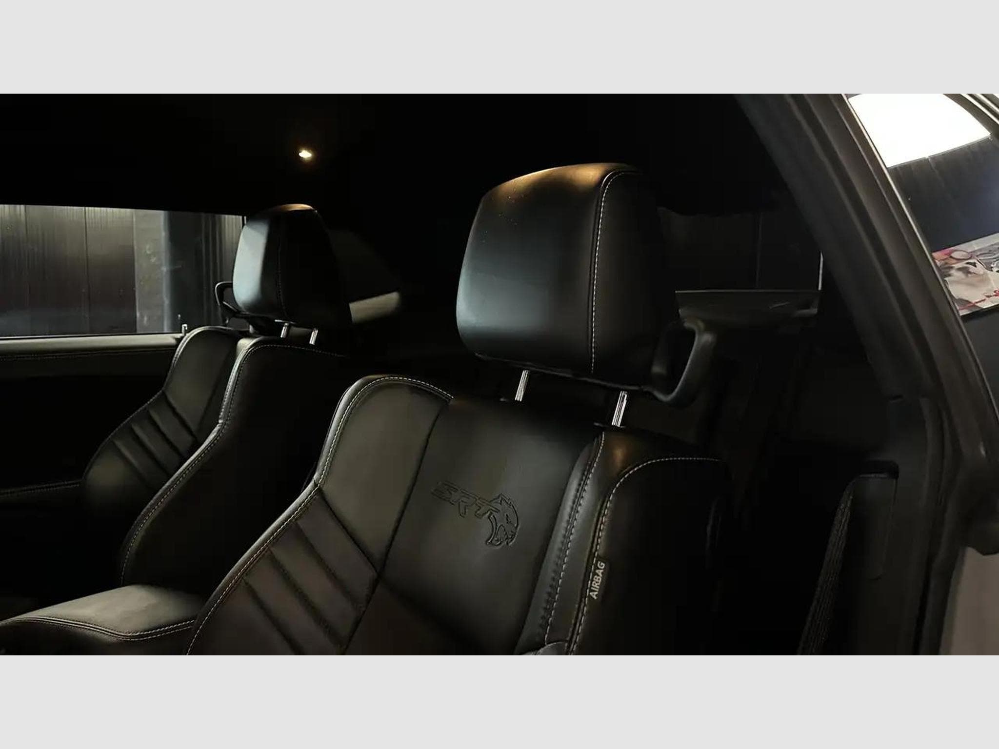 Dodge Challenger (2022) - Photo 14