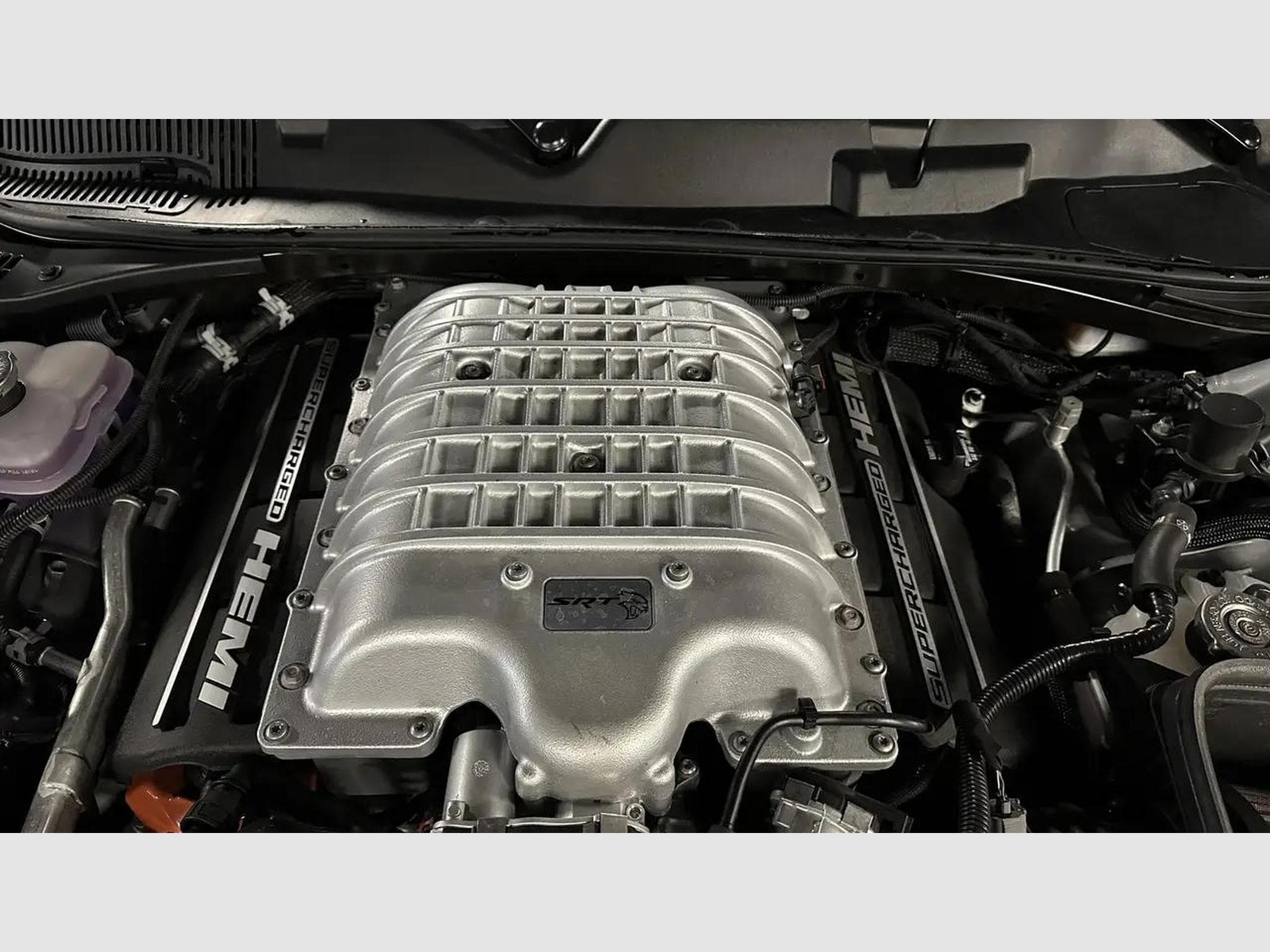Dodge Challenger (2022) - Photo 18
