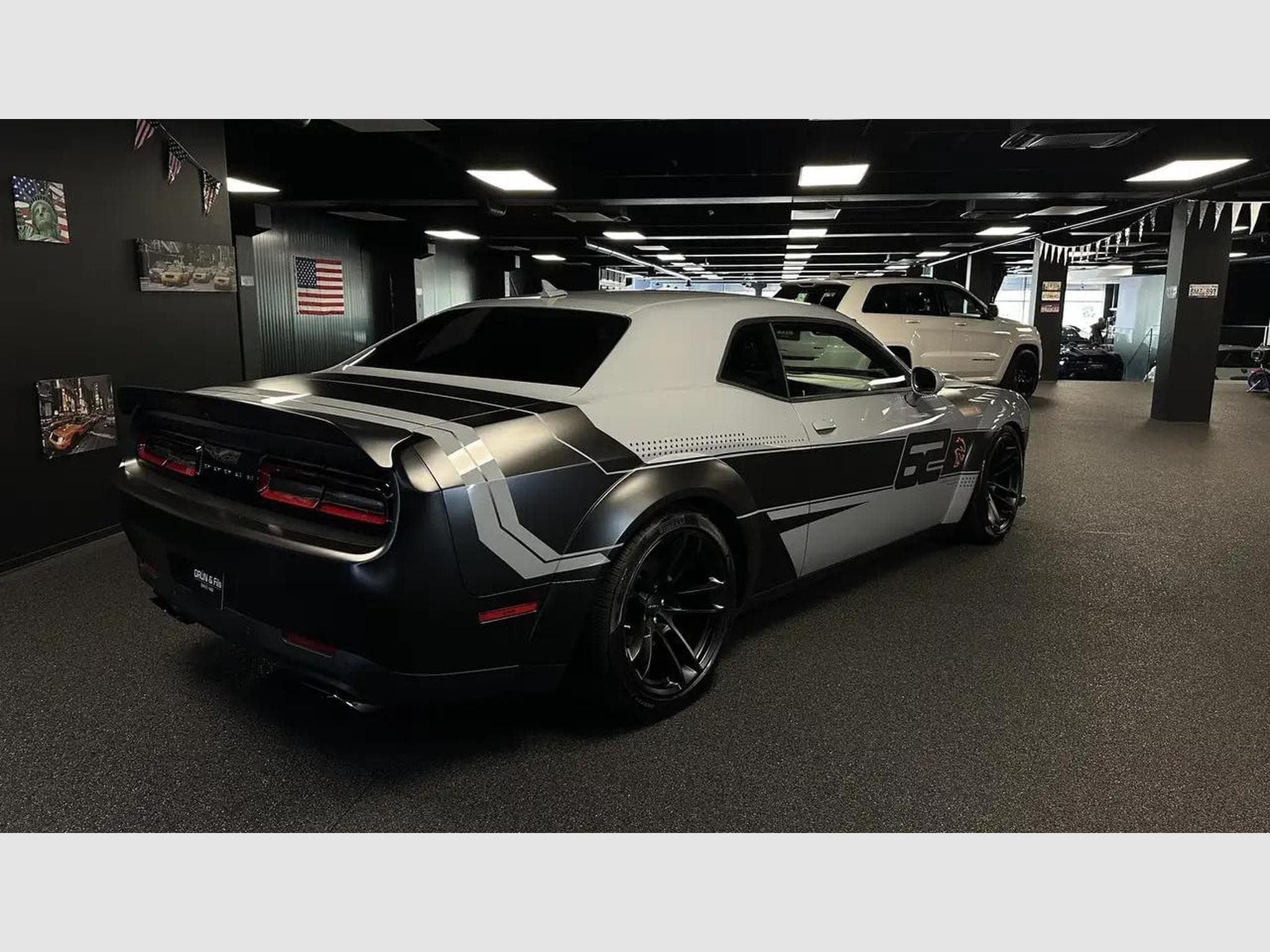 Dodge Challenger (2022) - Photo 9
