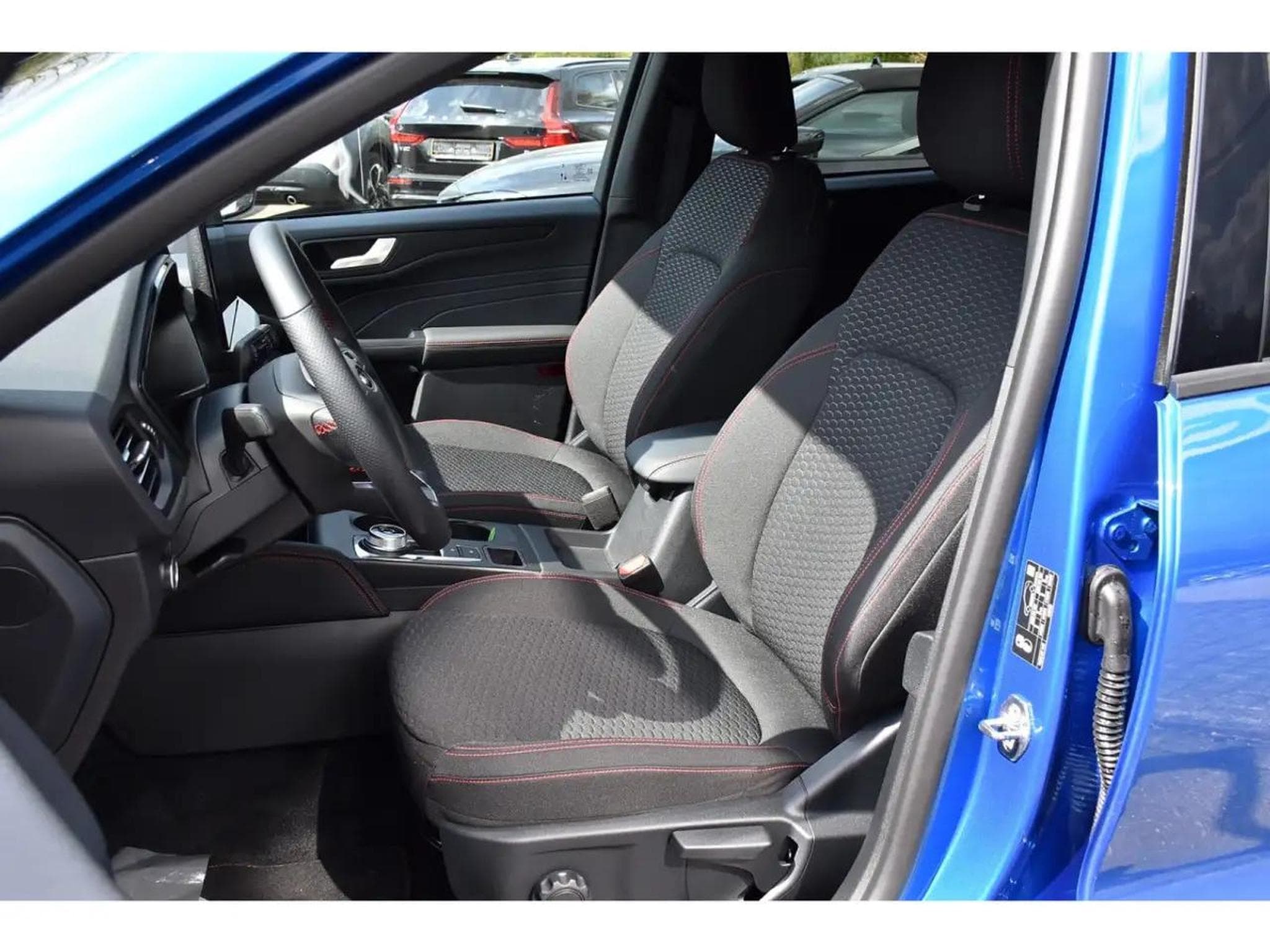 Ford Kuga (2025) - Foto 6