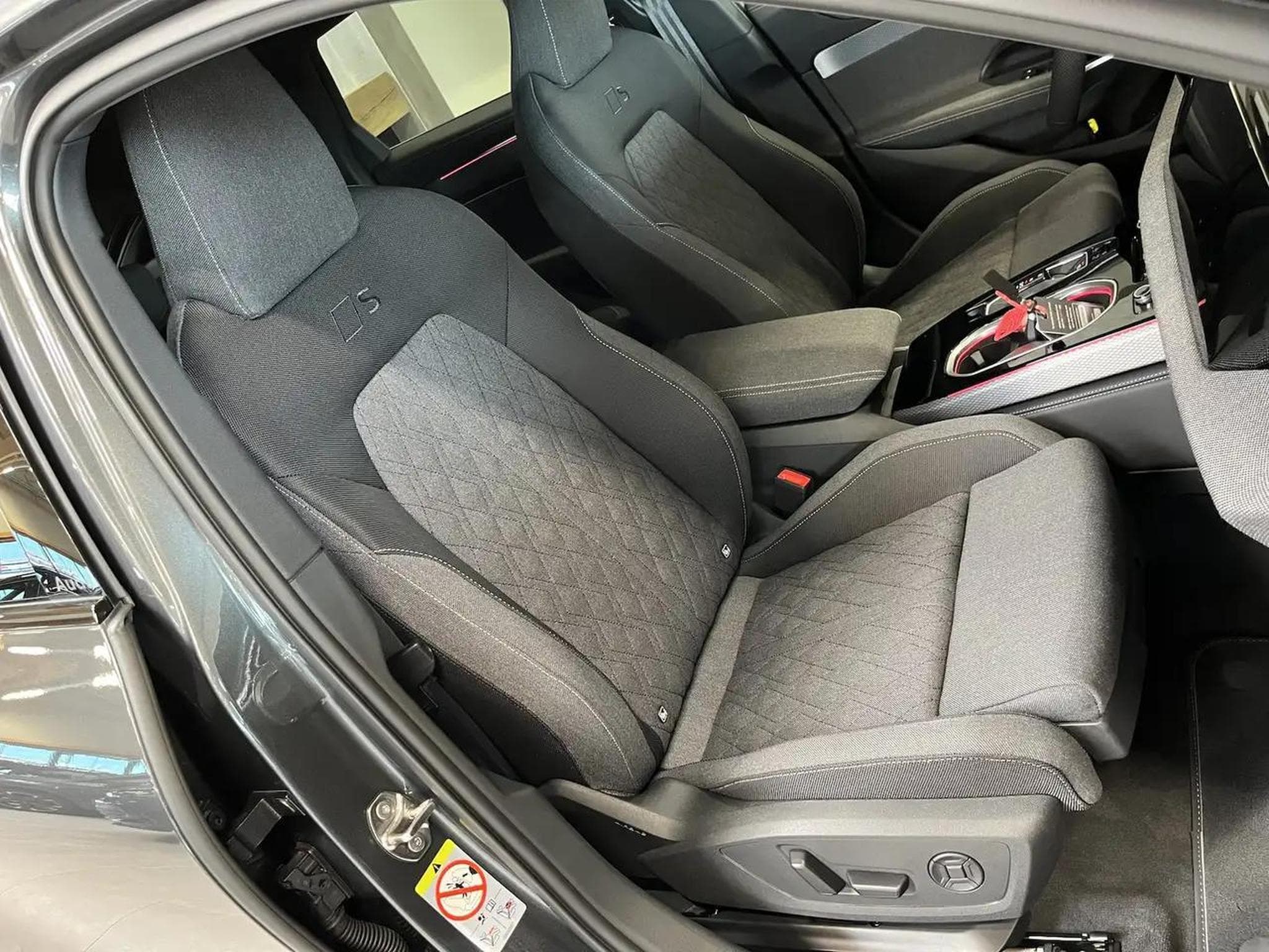 Audi A6 (2025) - Foto 17