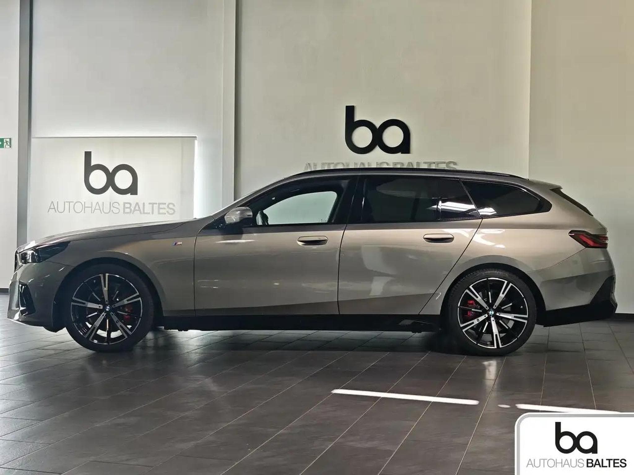 BMW 520 (2025) - Foto 3