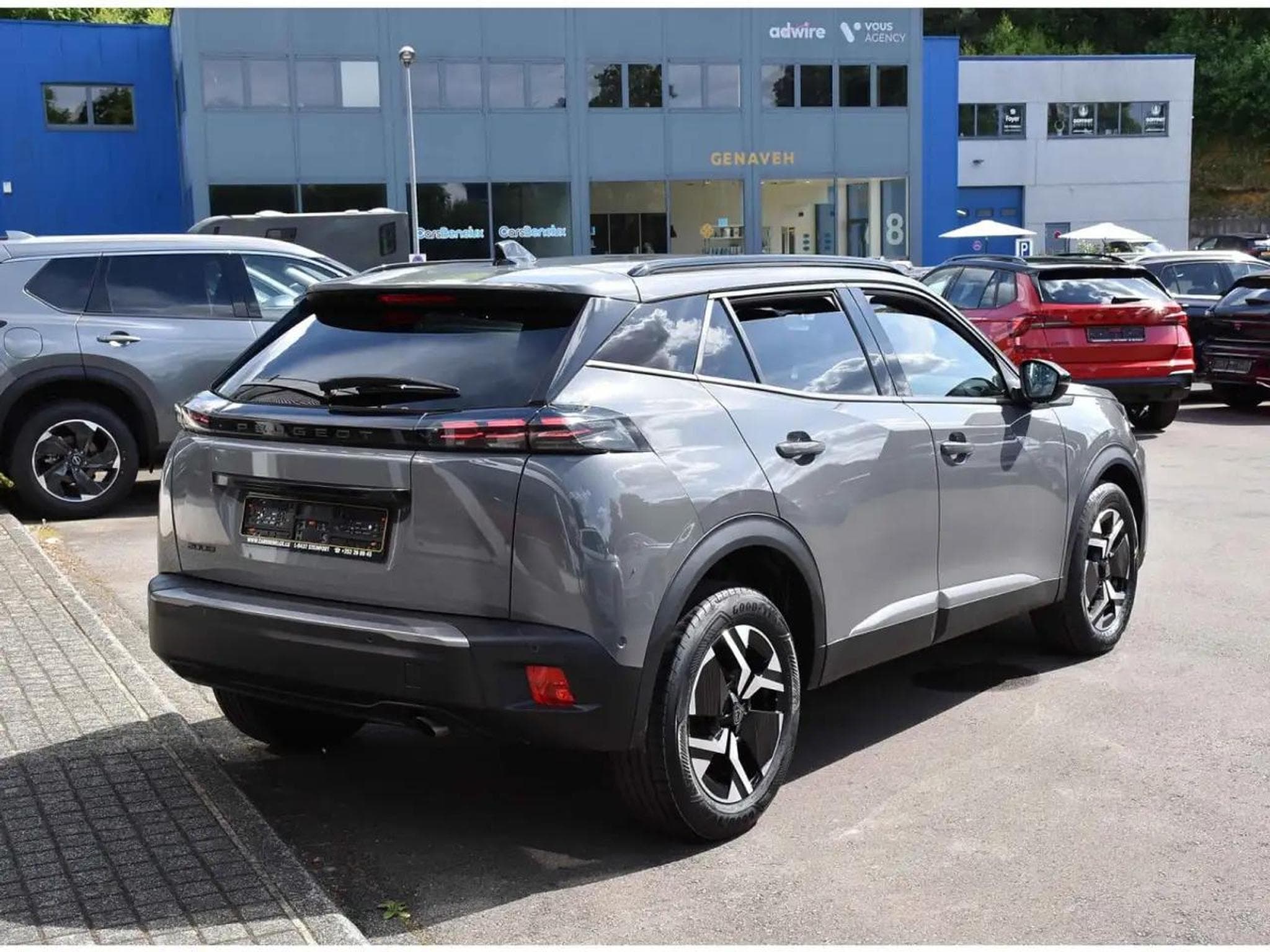 Peugeot 2008 (2025) - Foto 4