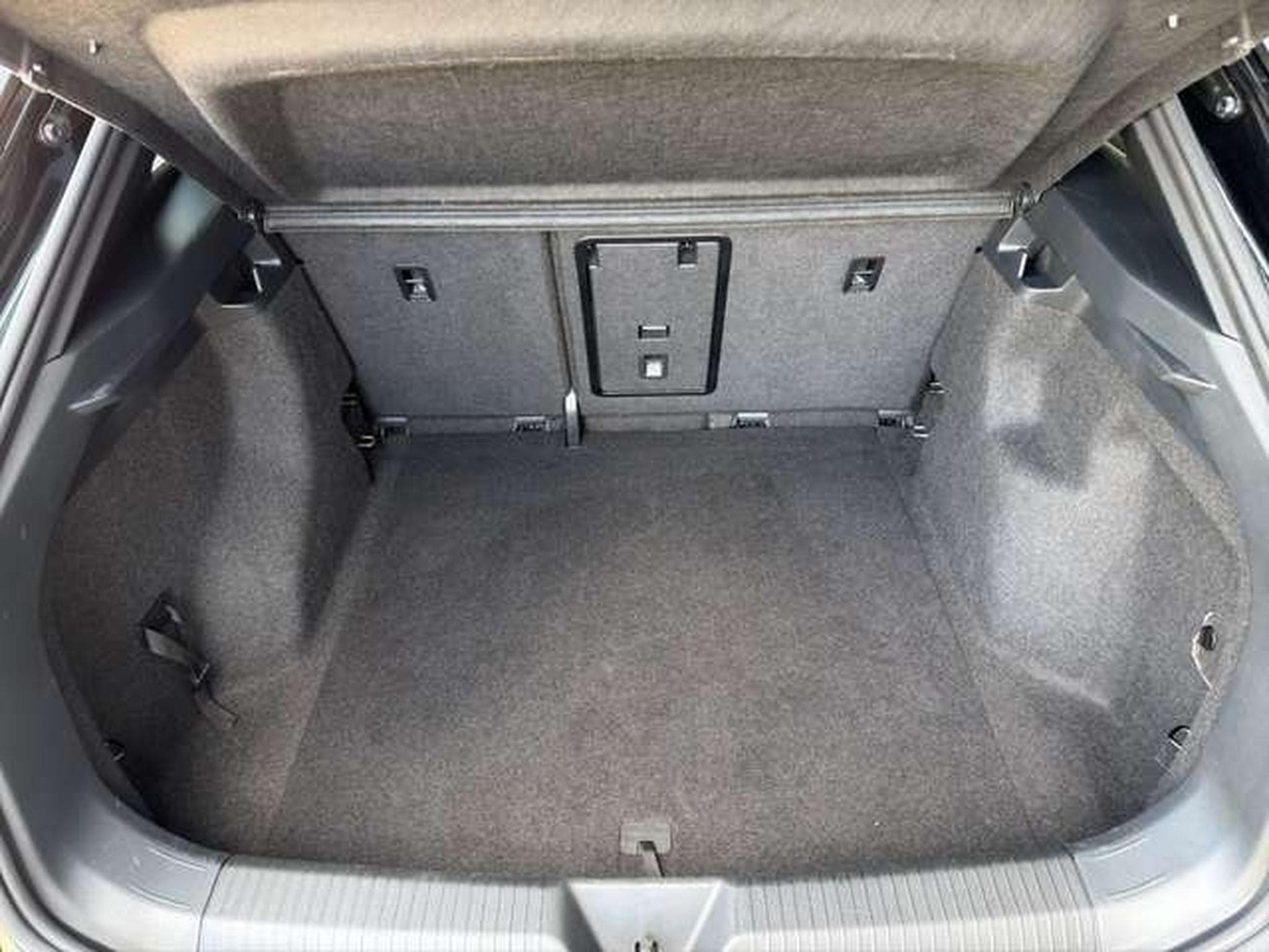 VW ID.4 Pro 210 kW pro/Design-P/AHK/SHZ/FHZ/Matrix (2024) - Photo 20
