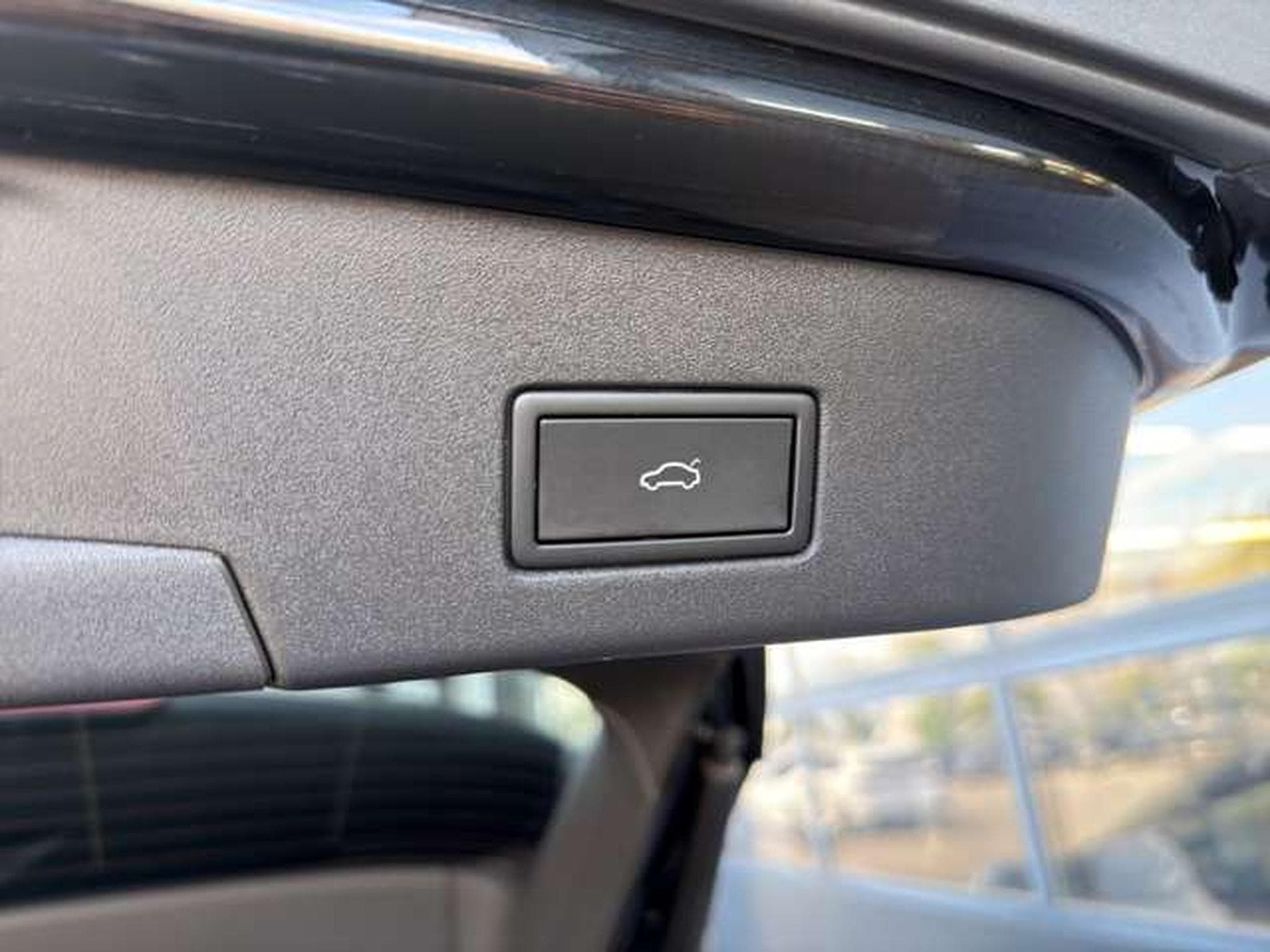 VW ID.4 Pro 210 kW pro/Design-P/AHK/SHZ/FHZ/Matrix (2024) - Photo 28