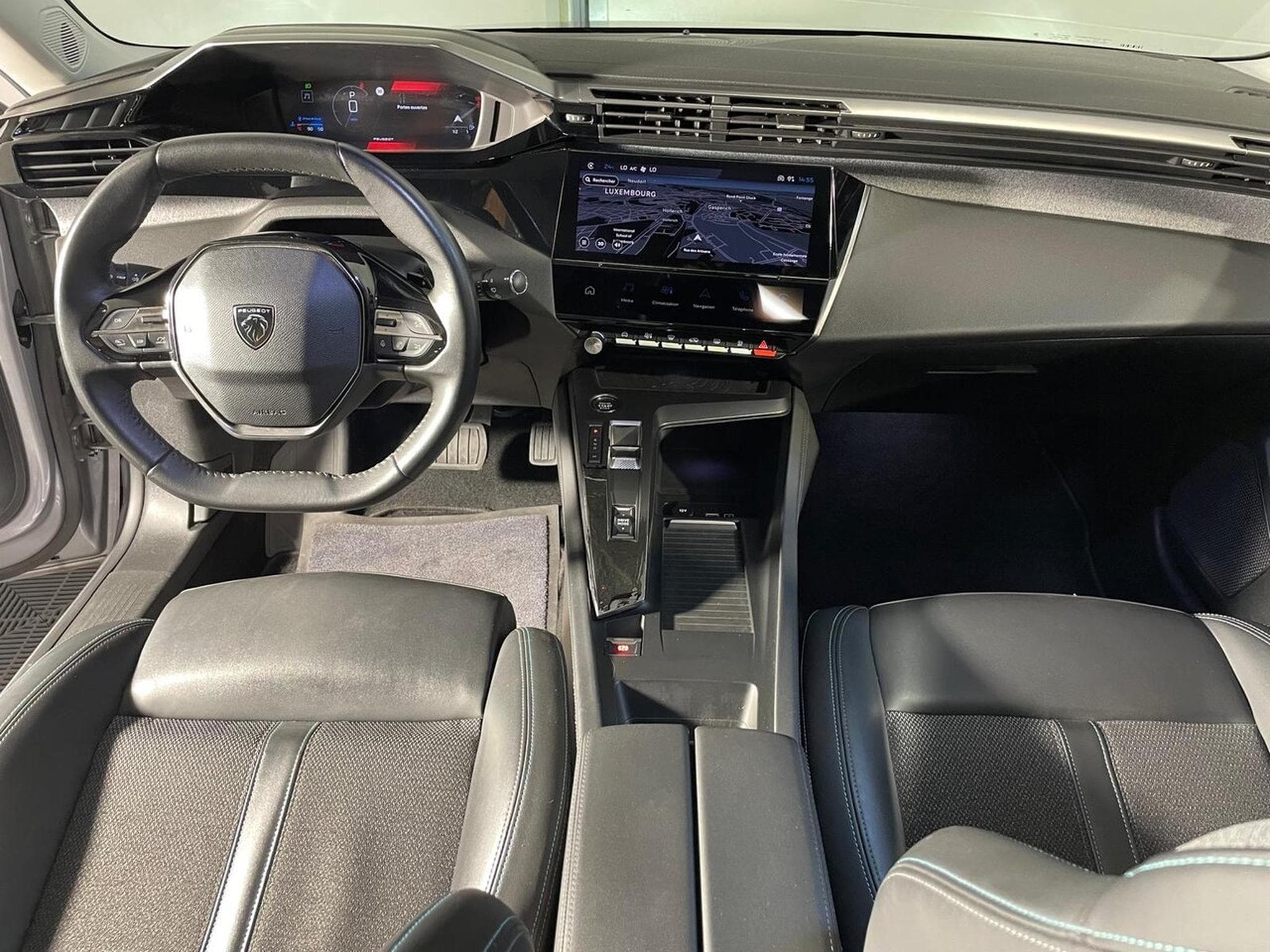 Peugeot 308 SW 1.5 BlueHDI 130 ALLURE EAT8 GPS CARPLAY (2022) - Photo 3