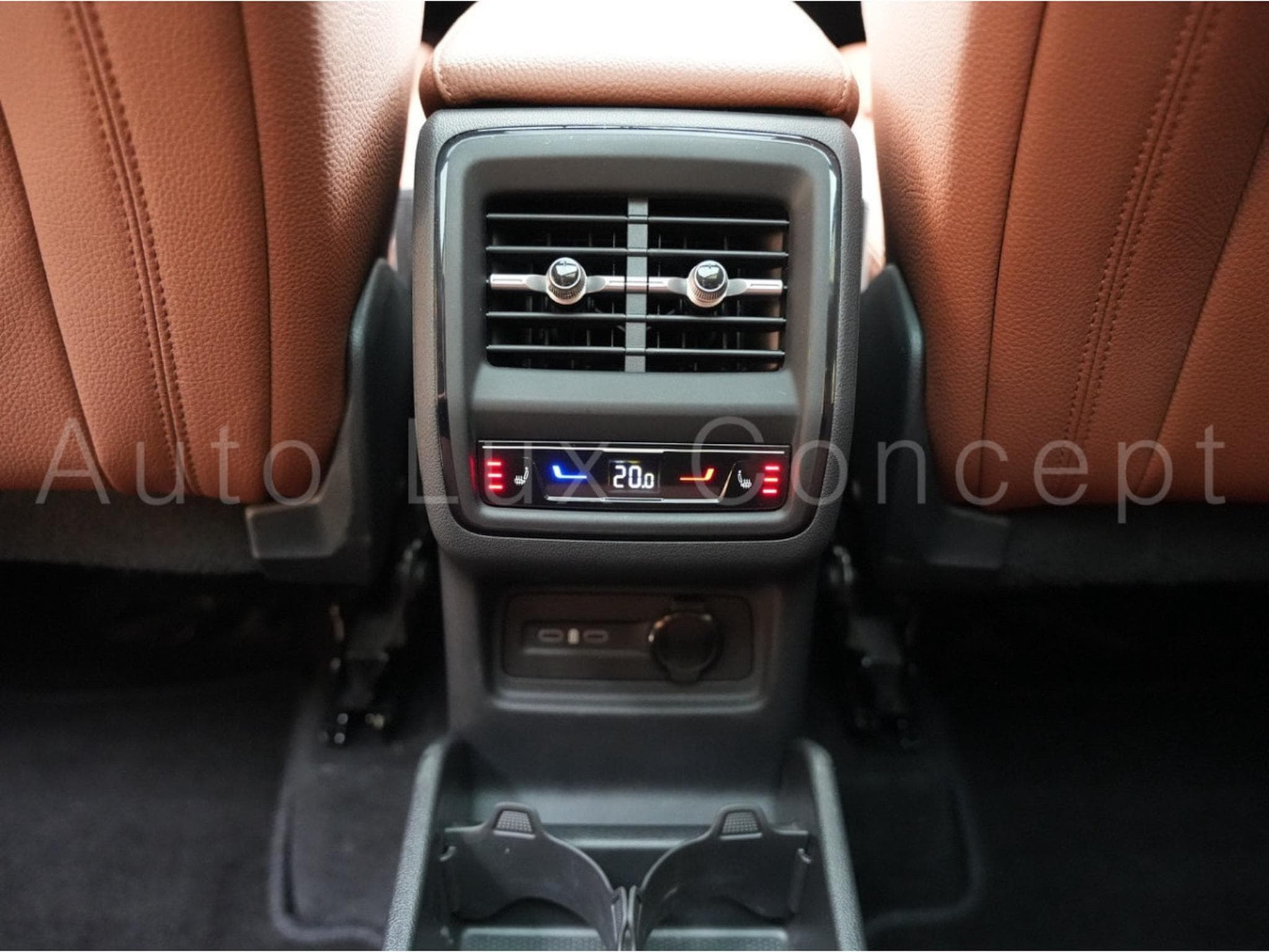Skoda Kodiaq 2.0 TDI 193 Selection DSG 4x4 7 places (2024) - Foto 27