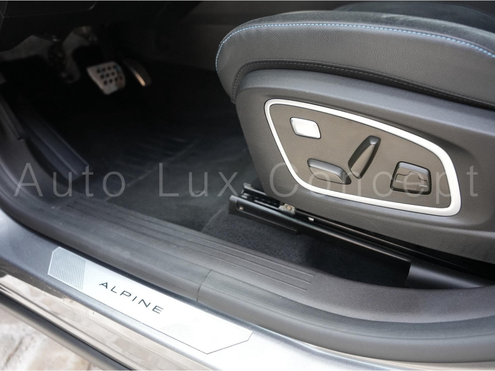 Renault Espace E-Tech Full Hybrid 200 Esprit Alpine 7 places (2025) - Foto 17