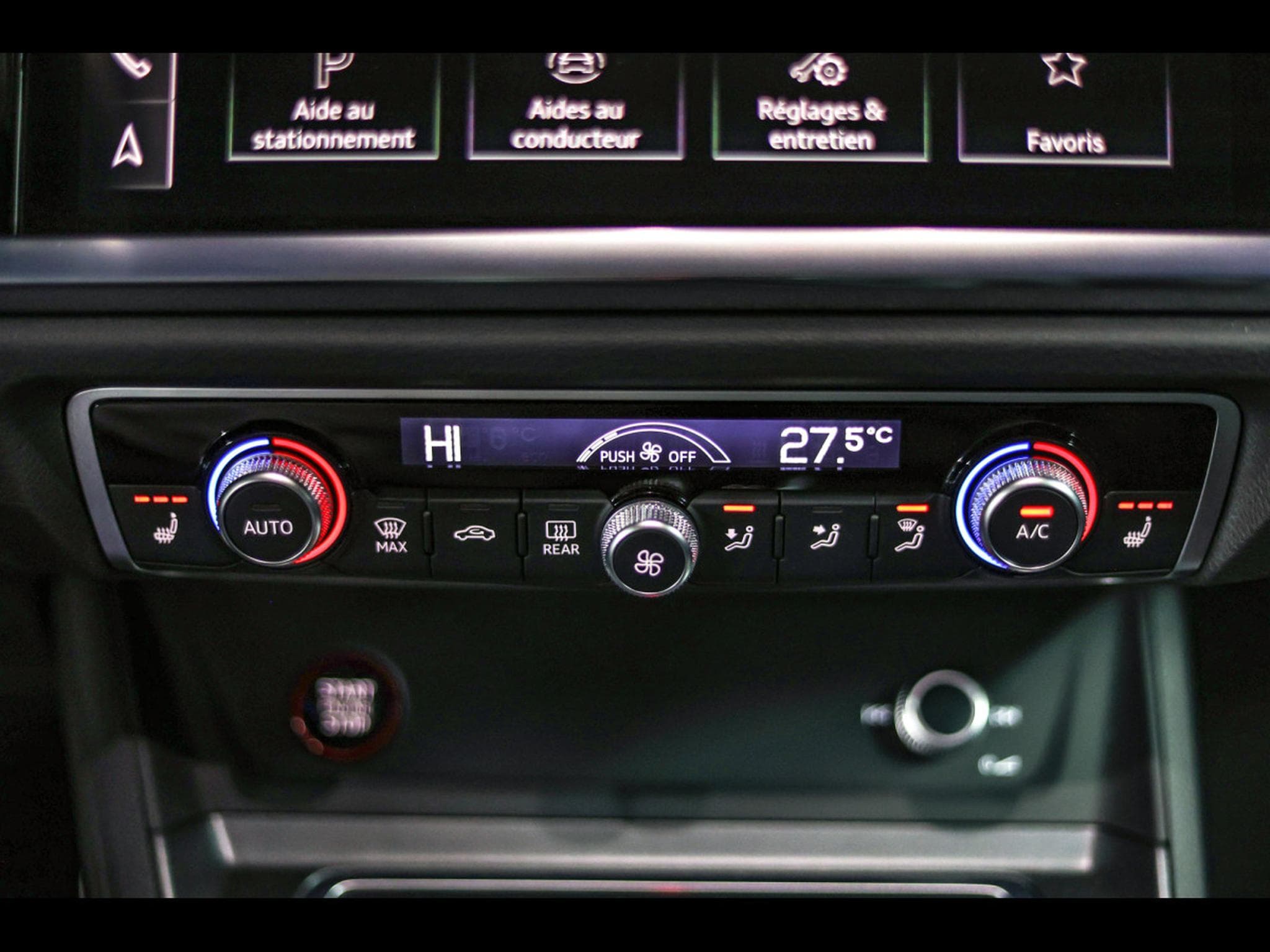 Audi RSQ3 SPORTBACK 2.5 TFSI QUATTRO S-TRONIC - PACK DESIGN NOIR - WAR (2023) - Foto 23