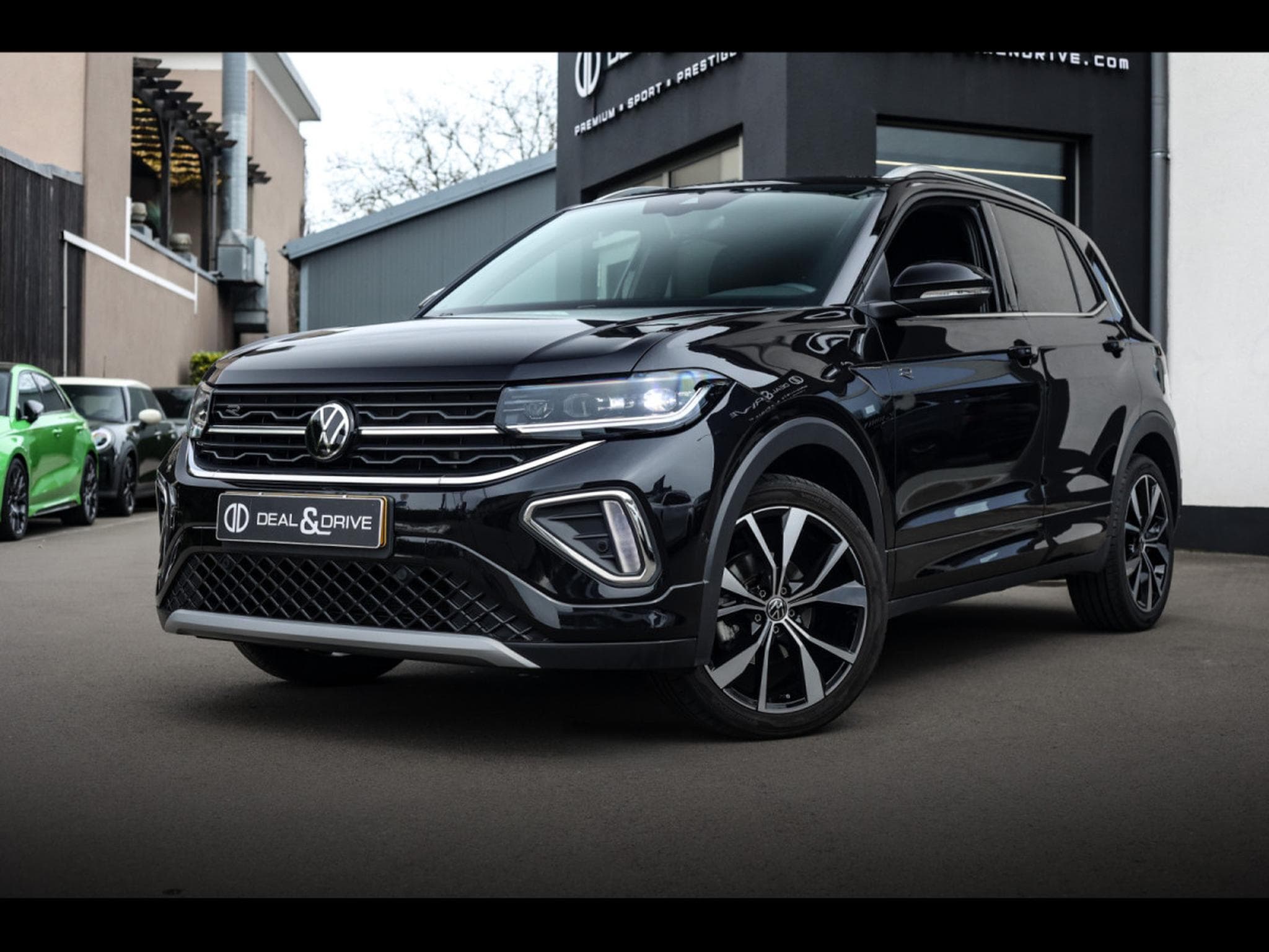 VW T-Cross 1.5 TSI 150 DSG R-LINE (2024) - Foto 1