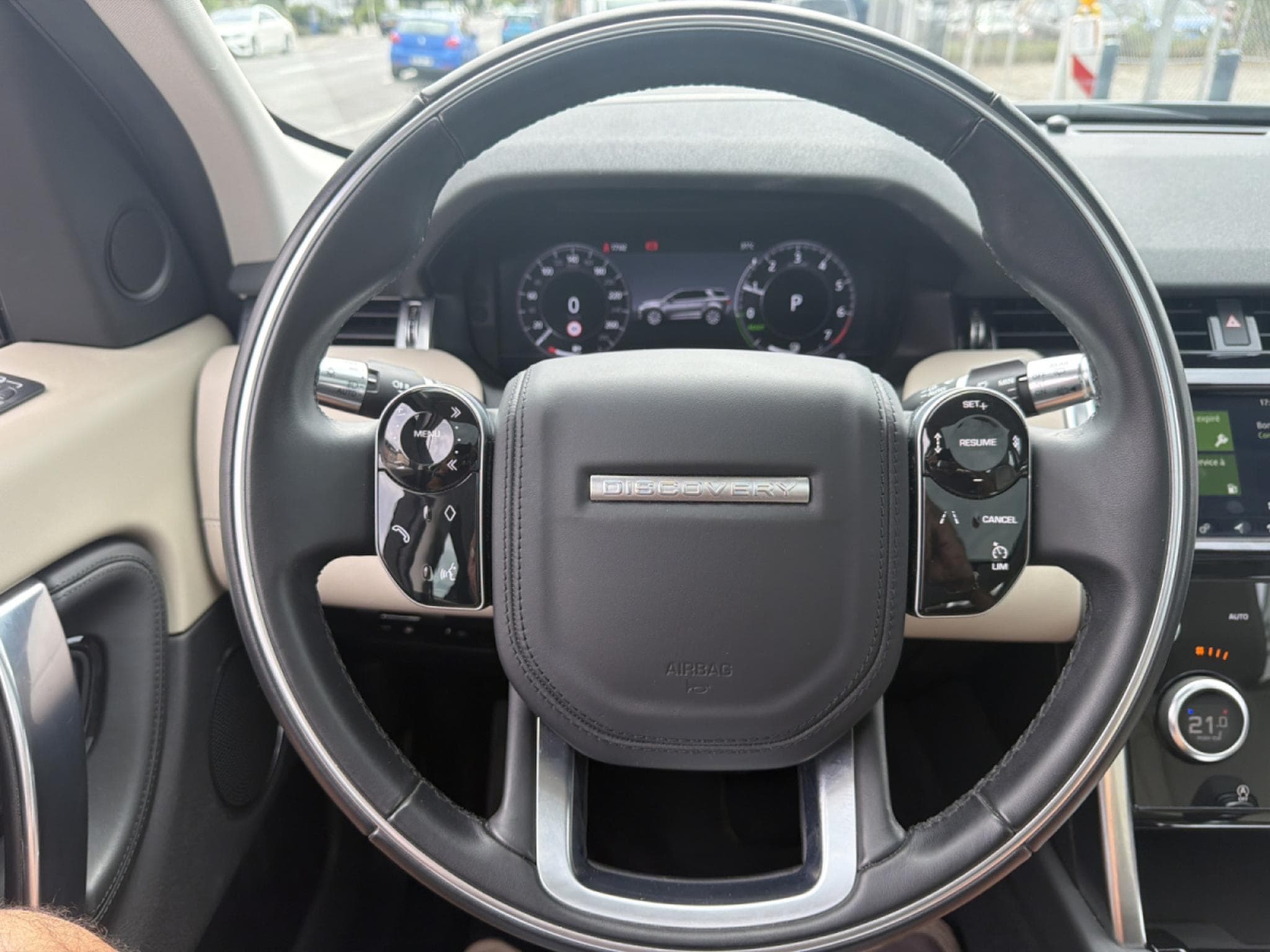 Land-Rover Discovery Sport P300e HYBRIDE SE AWD PHEV AUT. (2020) - Foto 16