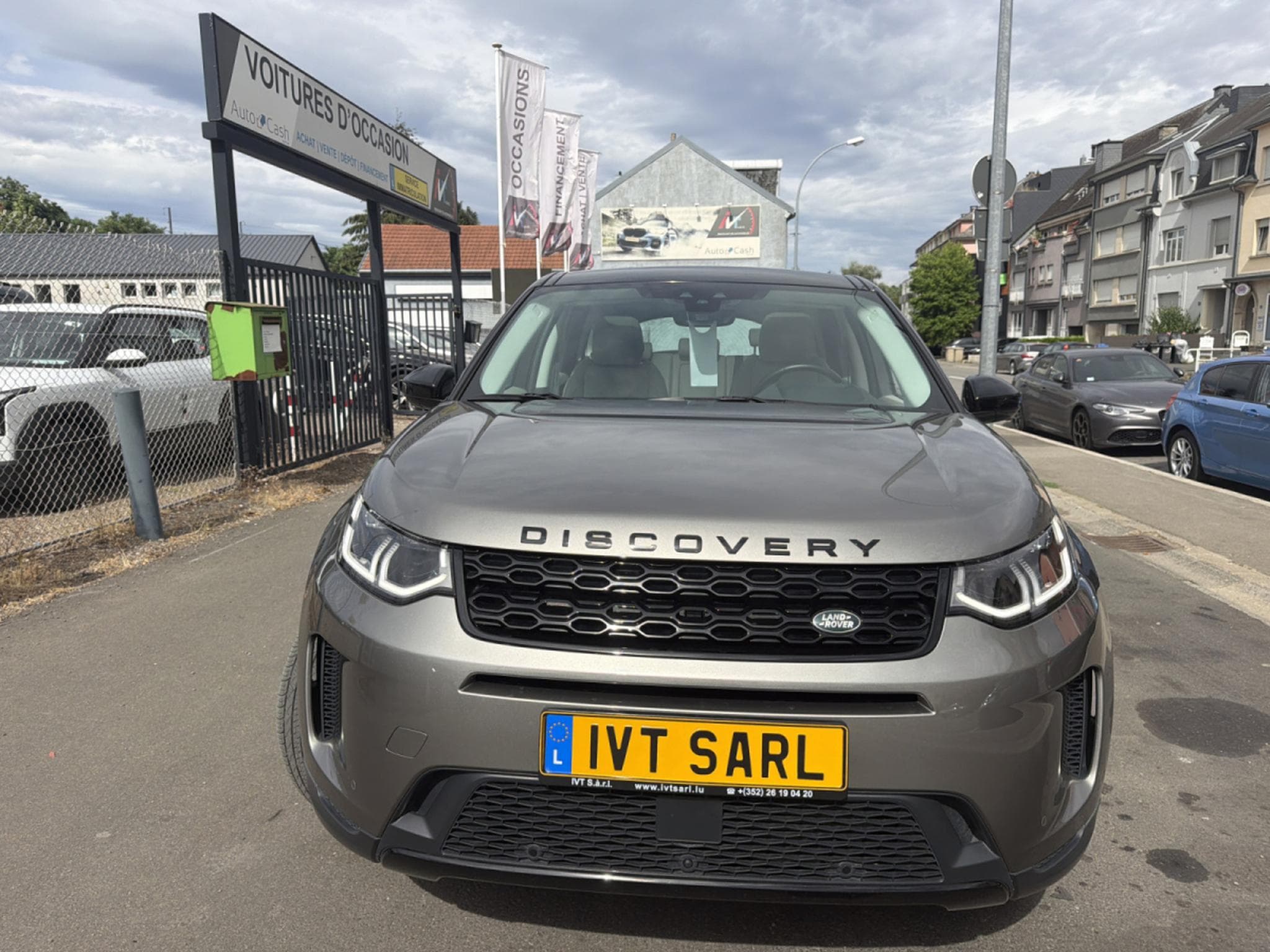Land-Rover Discovery Sport P300e HYBRIDE SE AWD PHEV AUT. (2020) - Foto 2