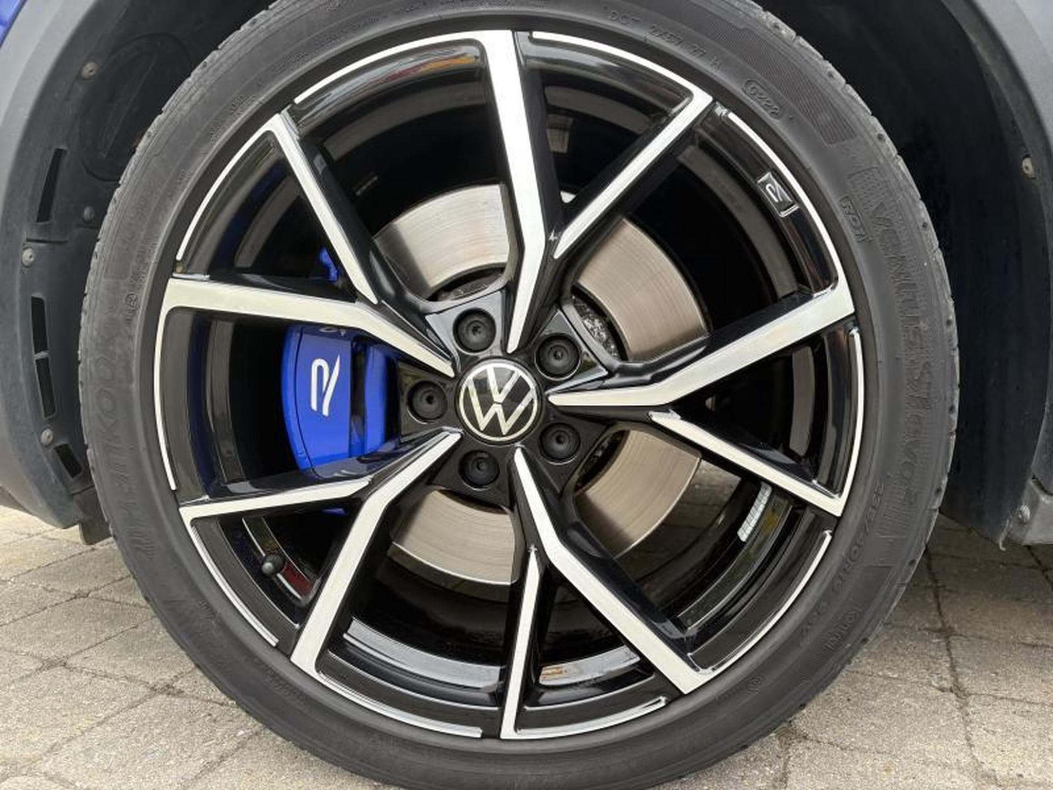 VW T-Roc R (2022) - Photo 3