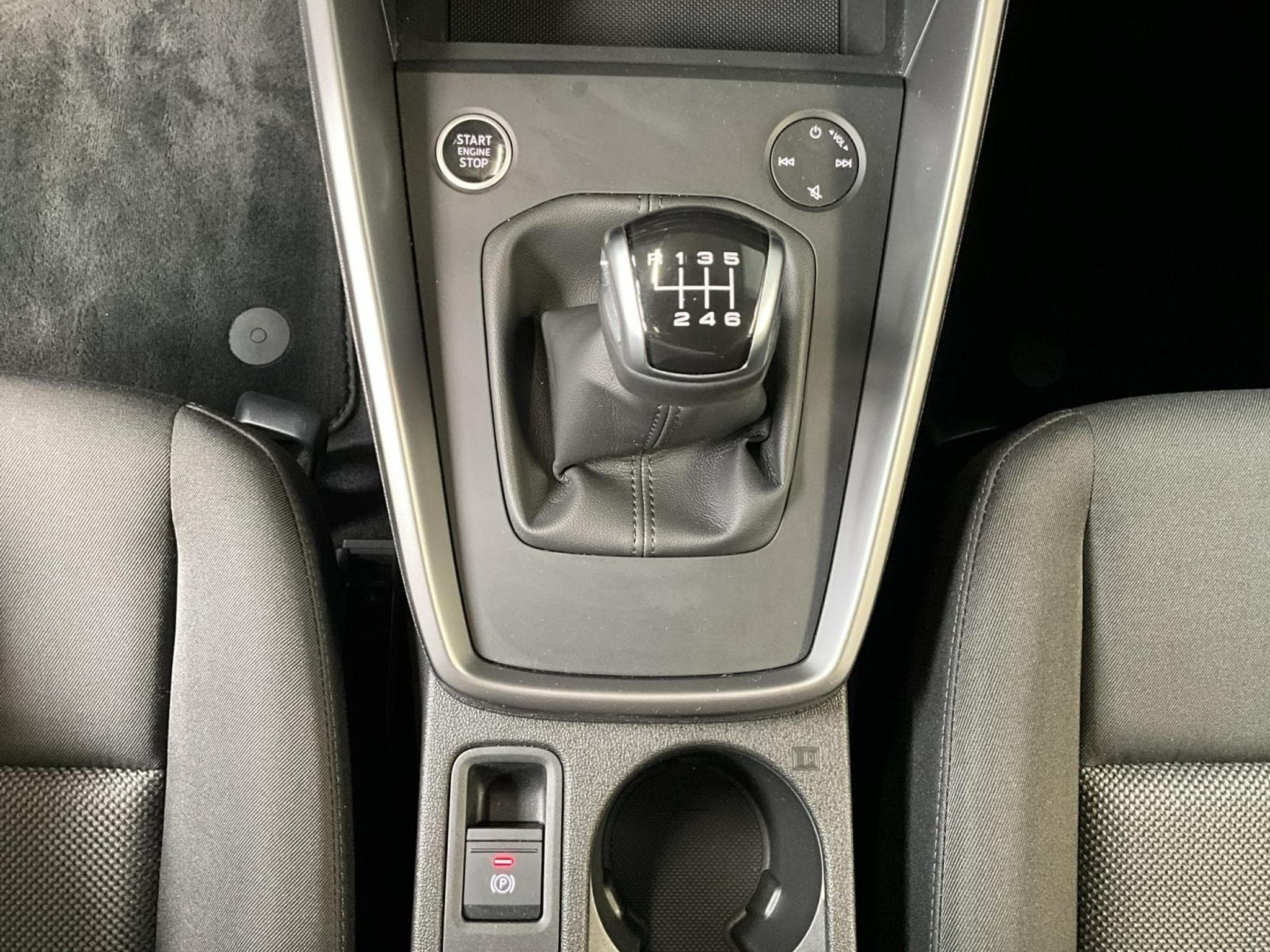Audi A3 SB+S-Line+35TDI+Led+Pano+P.Business (2023) - Photo 12