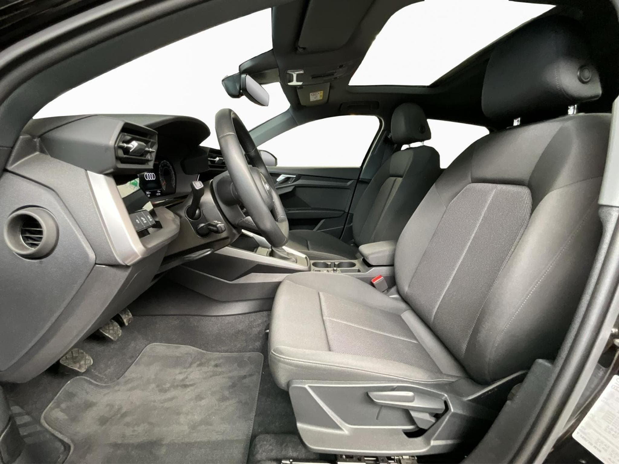 Audi A3 SB+S-Line+35TDI+Led+Pano+P.Business (2023) - Photo 9