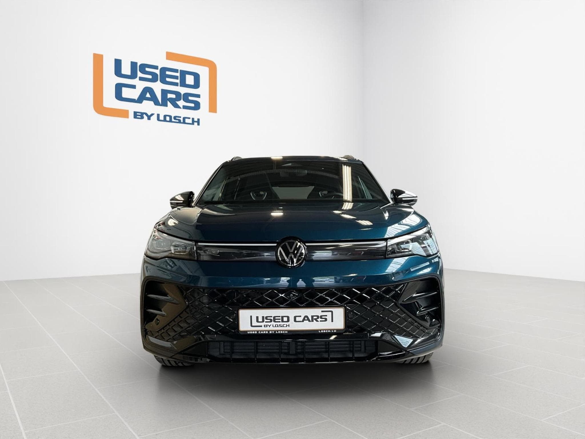 VW Tiguan R-Line+DSG+Harman+Black-Style+Pano+P.Assistance (2024) - Foto 3