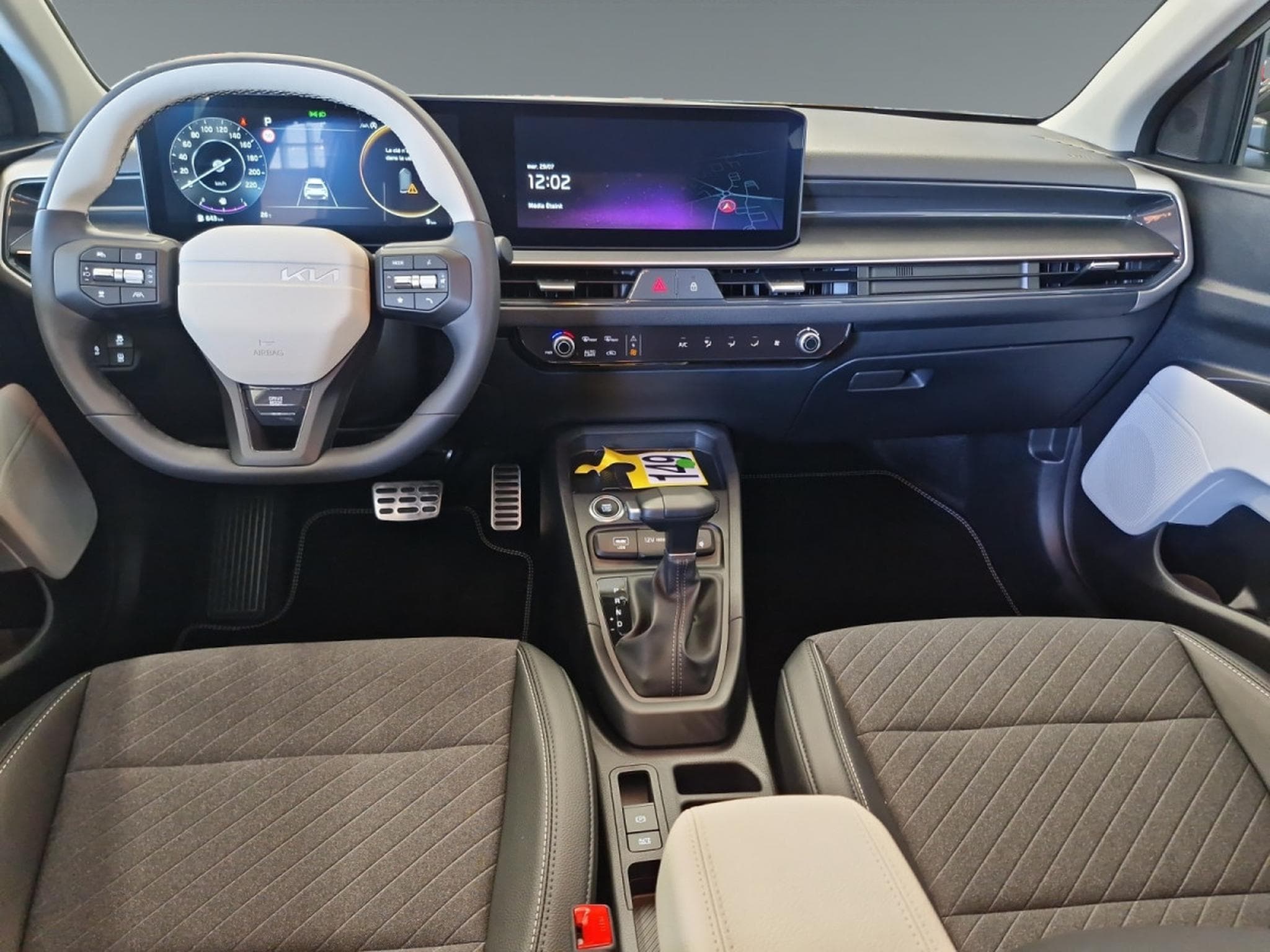 Kia Stonic GT Line 1.0 T-GDI 100 DCT (2026) - Foto 13