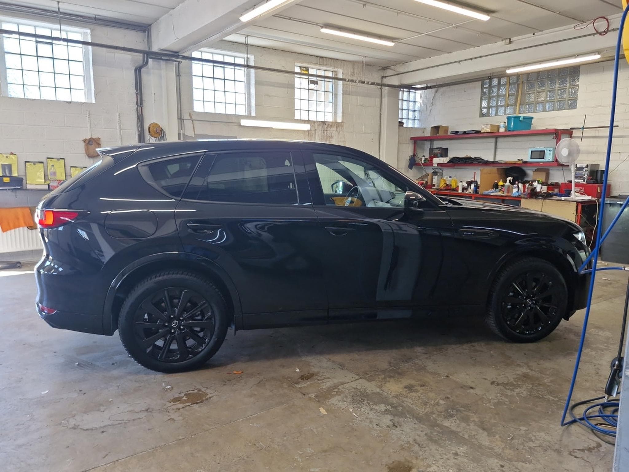 Mazda CX-60 2.5L e-SKYACTIV PHEV 327 hp 8AT AWD HOMURA (2026) - Foto 6