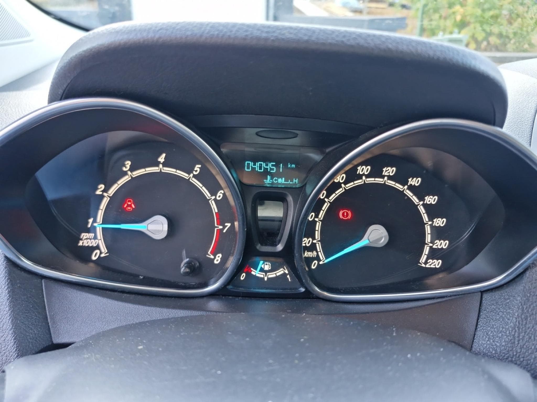 Ford Tourneo 1.0 EcoBoost Titanium (2018) - Photo 14