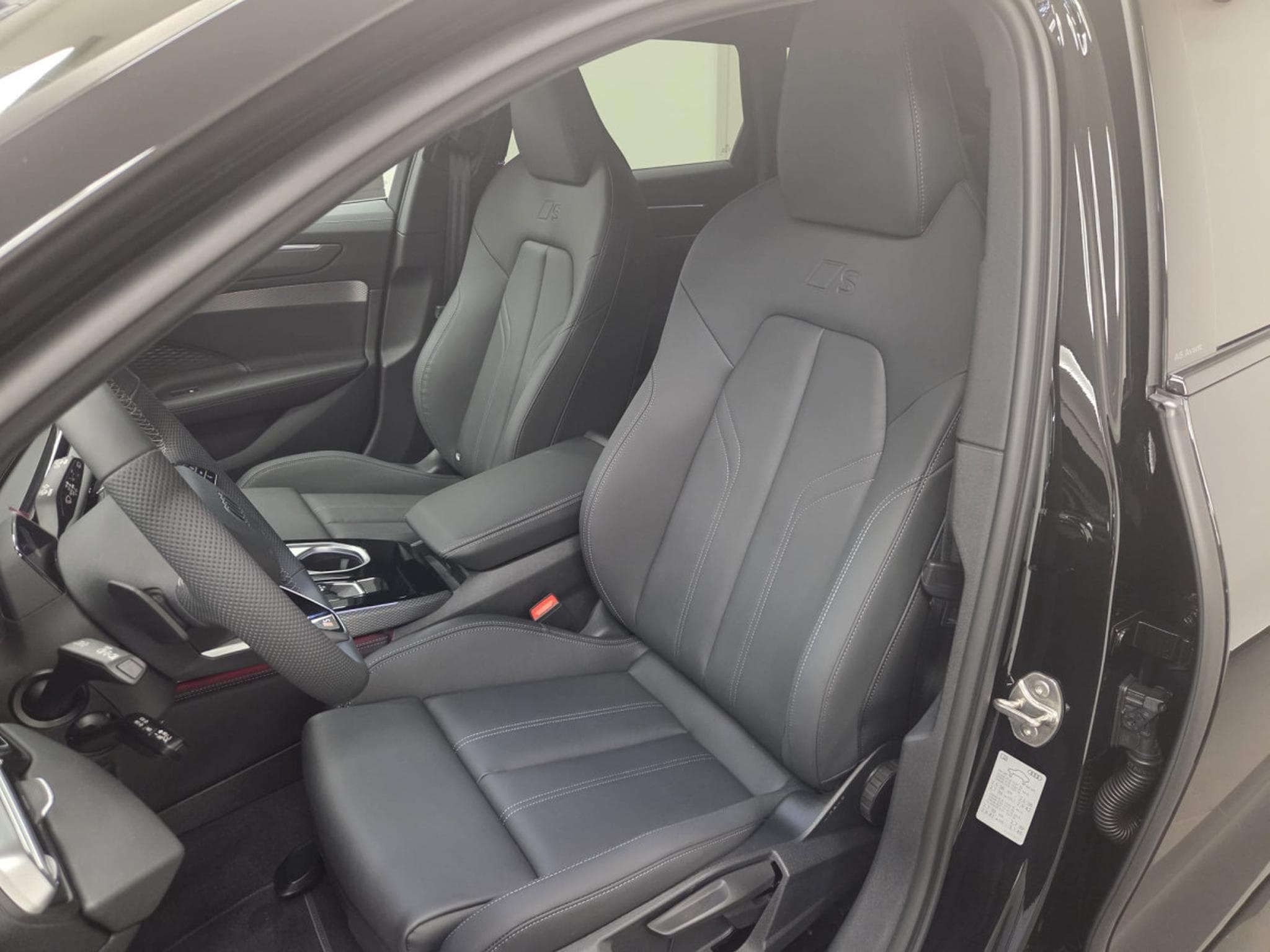 Audi A6 Avant S Line 204 CV / 150 kW TDI quattro S tronic (2026) - Foto 3