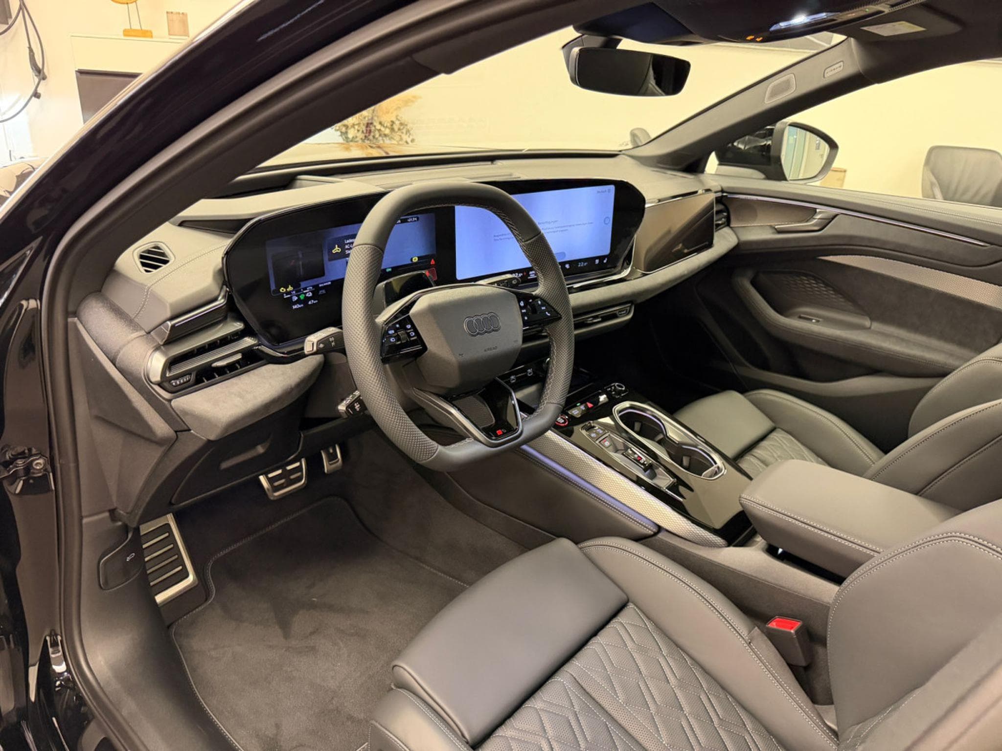 Audi A6 Avant e-hybrid S line 367 CH / 270 kW S tronic (2026) - Foto 4