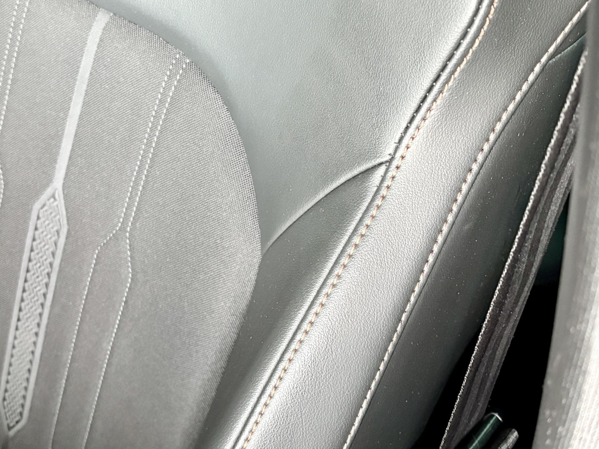 Cupra Leon 2.0 TSI 300CV * PANO * VSS * CAM* (2022) - Foto 8