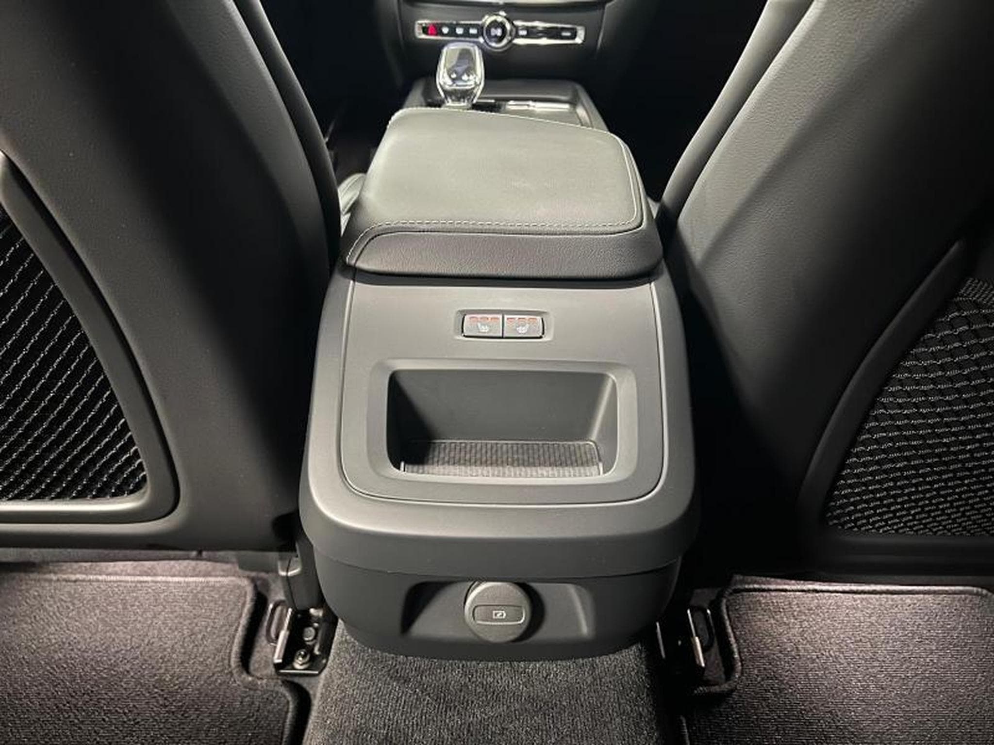 Volvo V60 Plus Dark (2025) - Foto 20