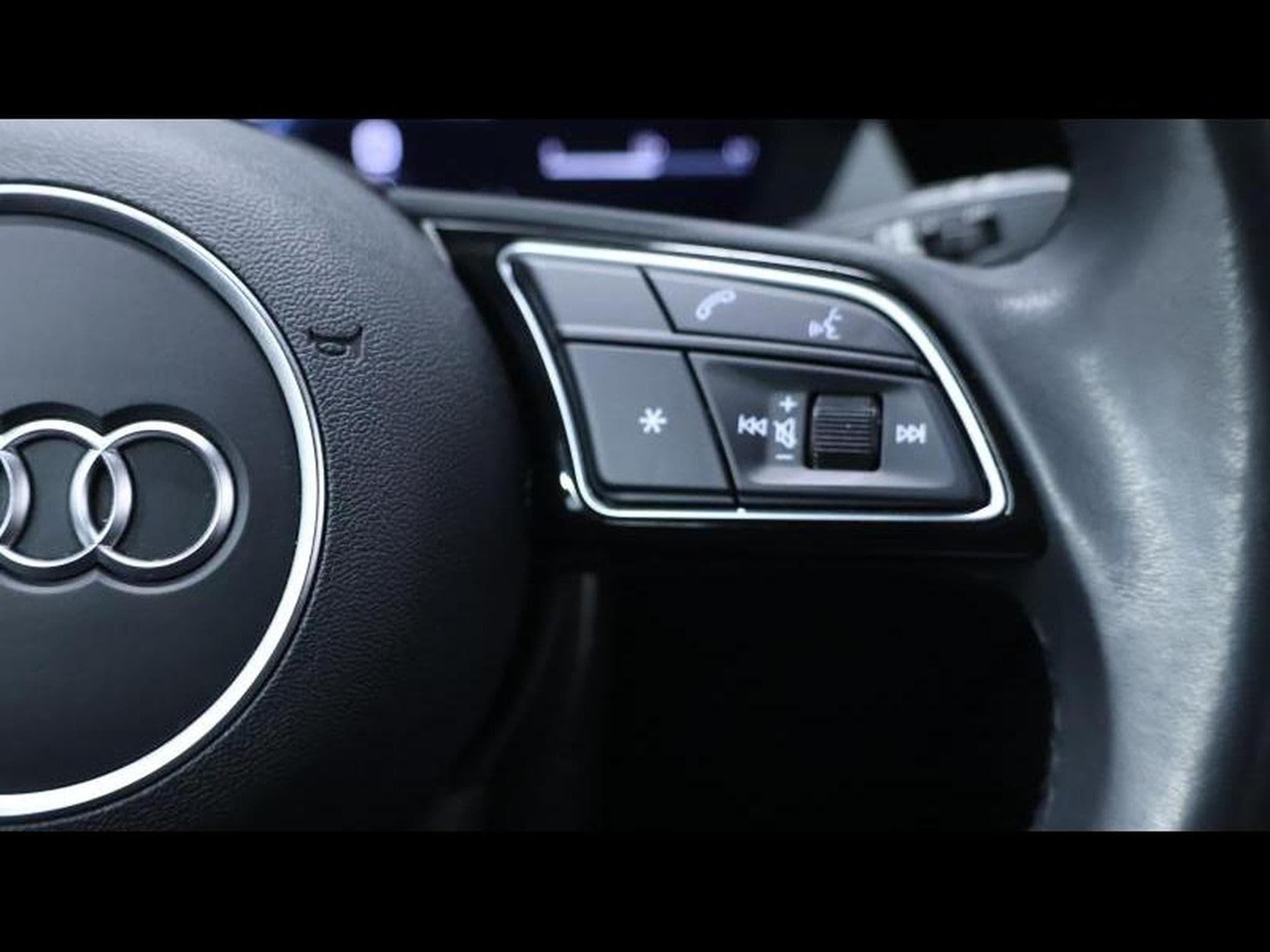 Audi A3 Sportback 35 TDI S-LINE 150 (2023) - Photo 18