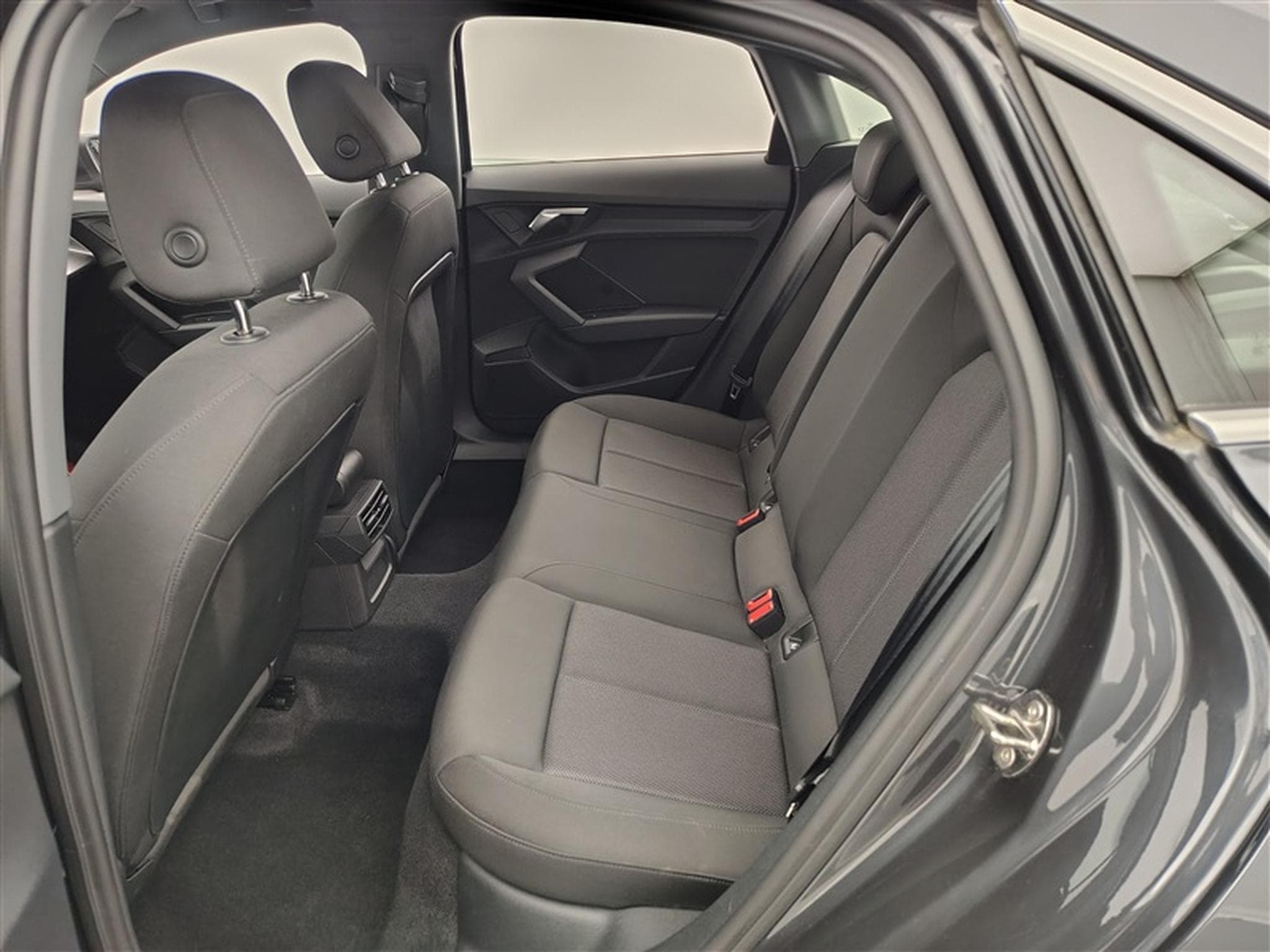 Audi A3 30 TDi Advanced S tronic NAVI/FULL LED/JA17/PDC (2022) - Foto 13