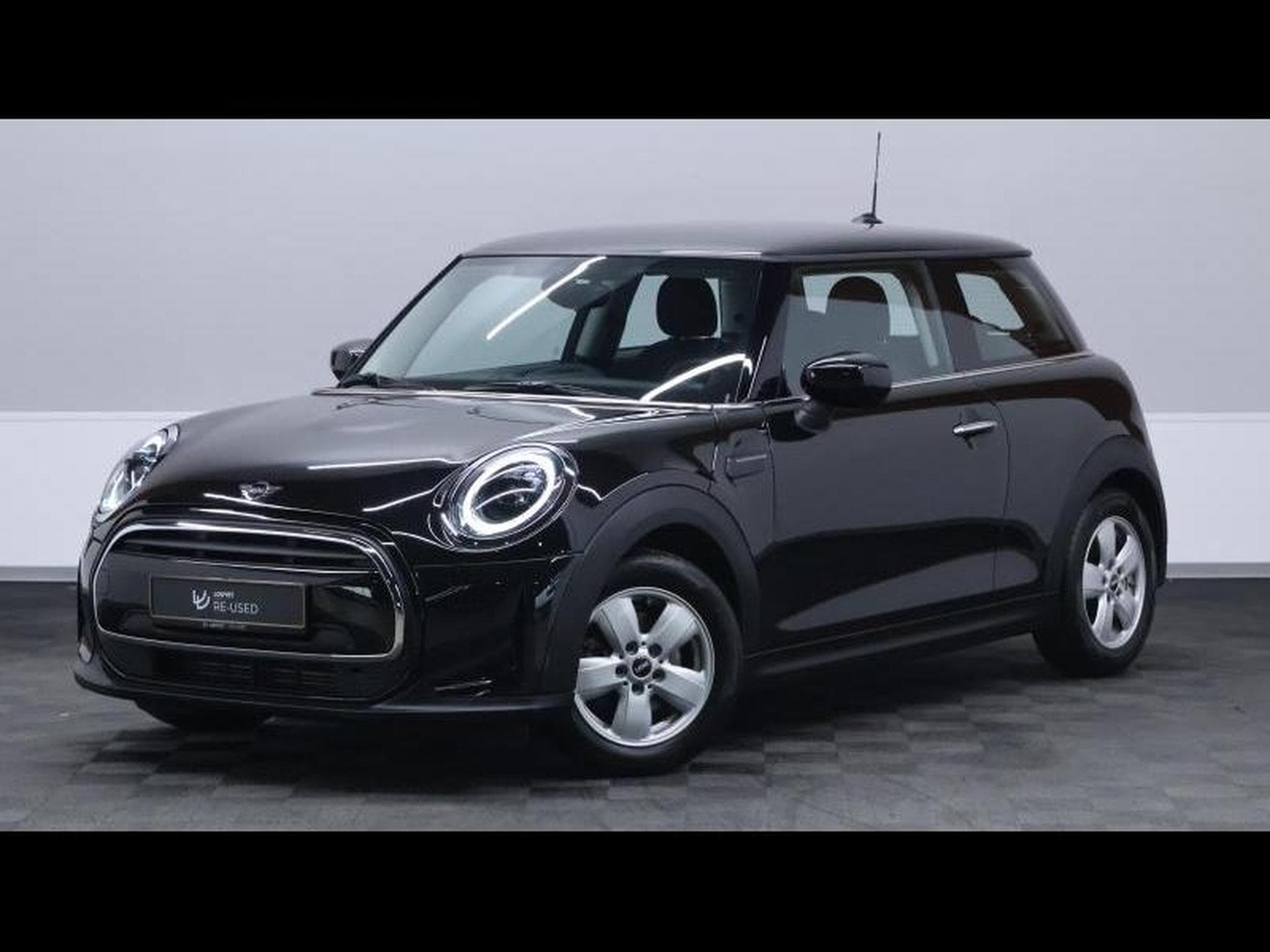 MINI Cooper 1.5 102cv Hatch 3Portes Boite Manuelle (2021) - Photo 1